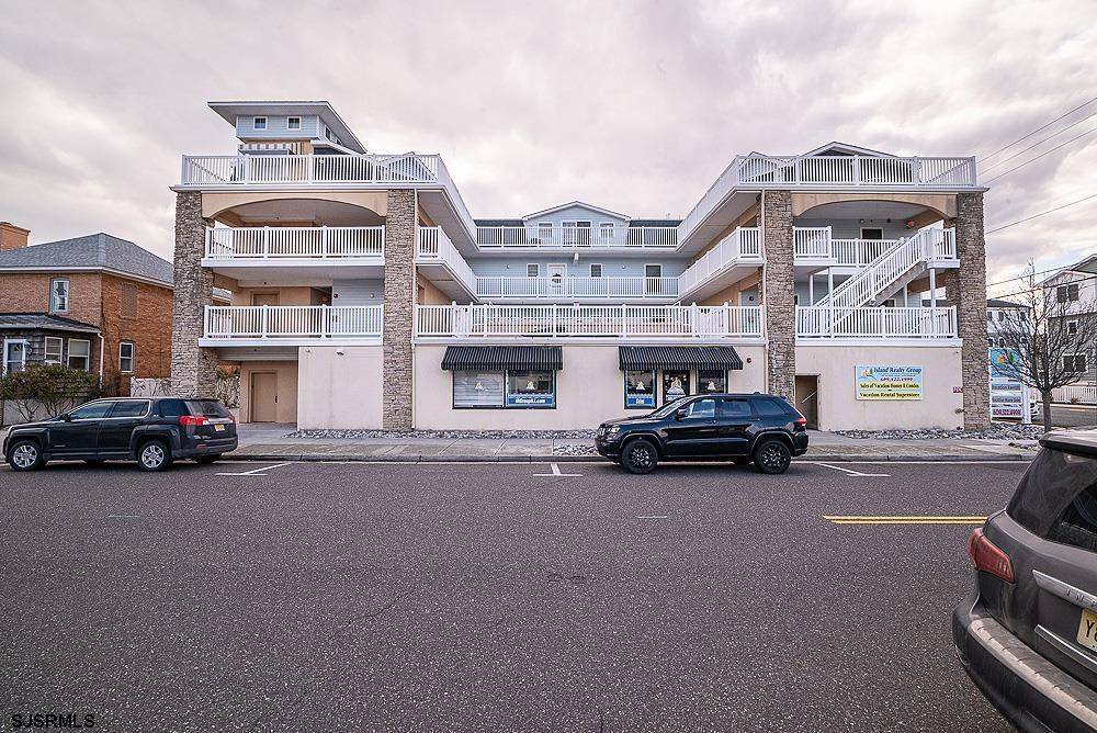 North Wildwood, NJ 08260,100 E 17th Ave #201