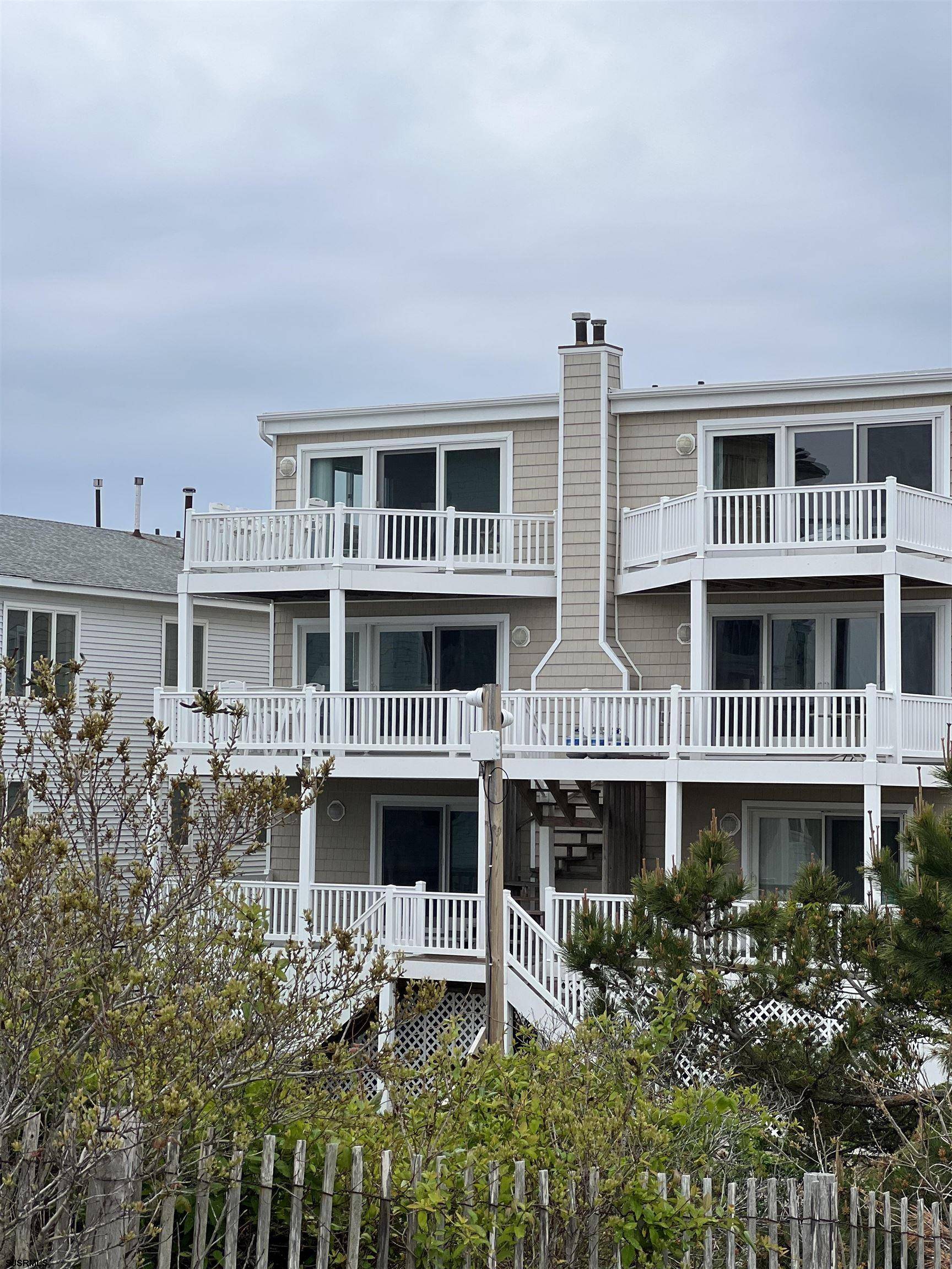 Sea Isle City, NJ 08243-0000,2701 S Landis #s