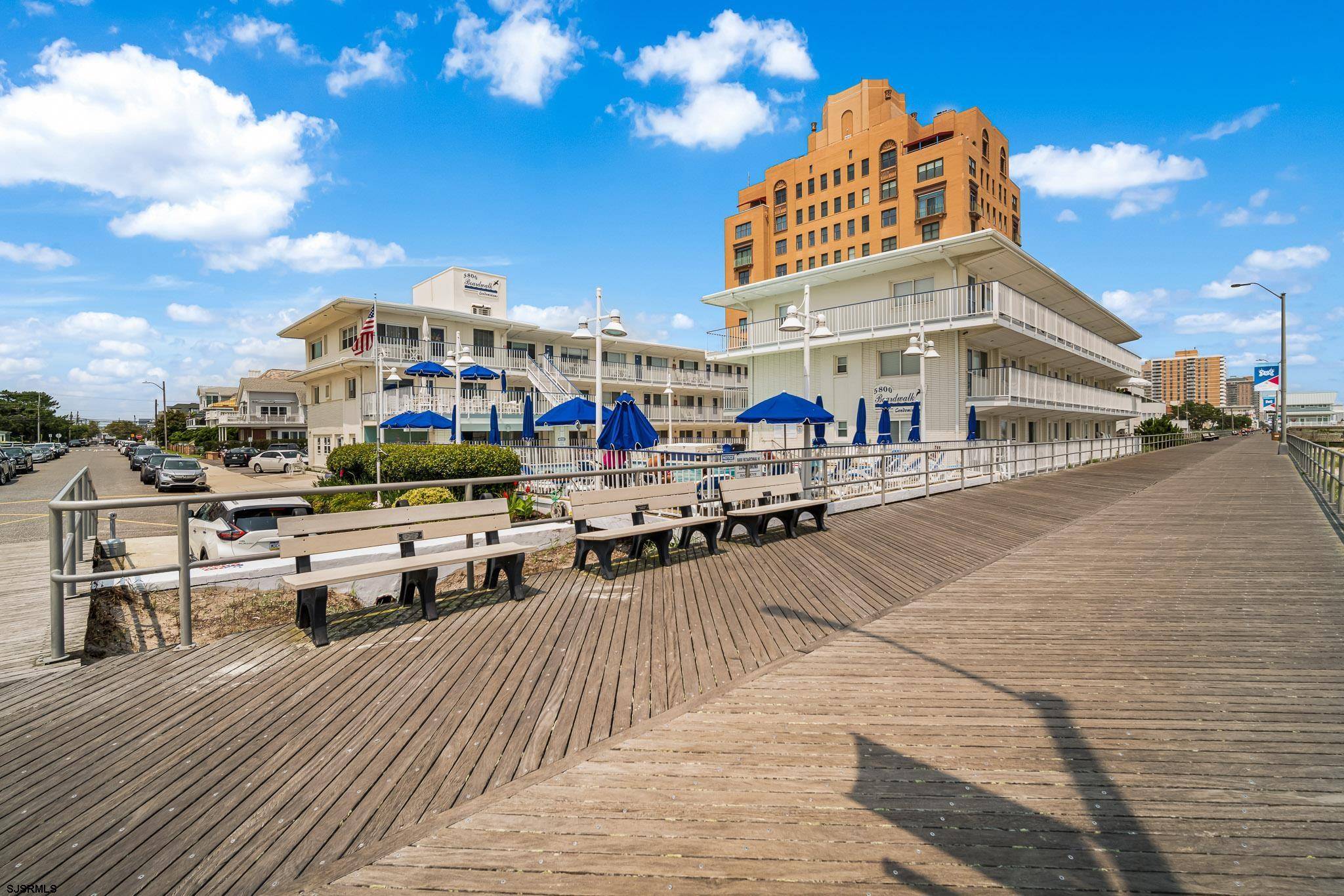 Ventnor, NJ 08406,5800 Boardwalk #212