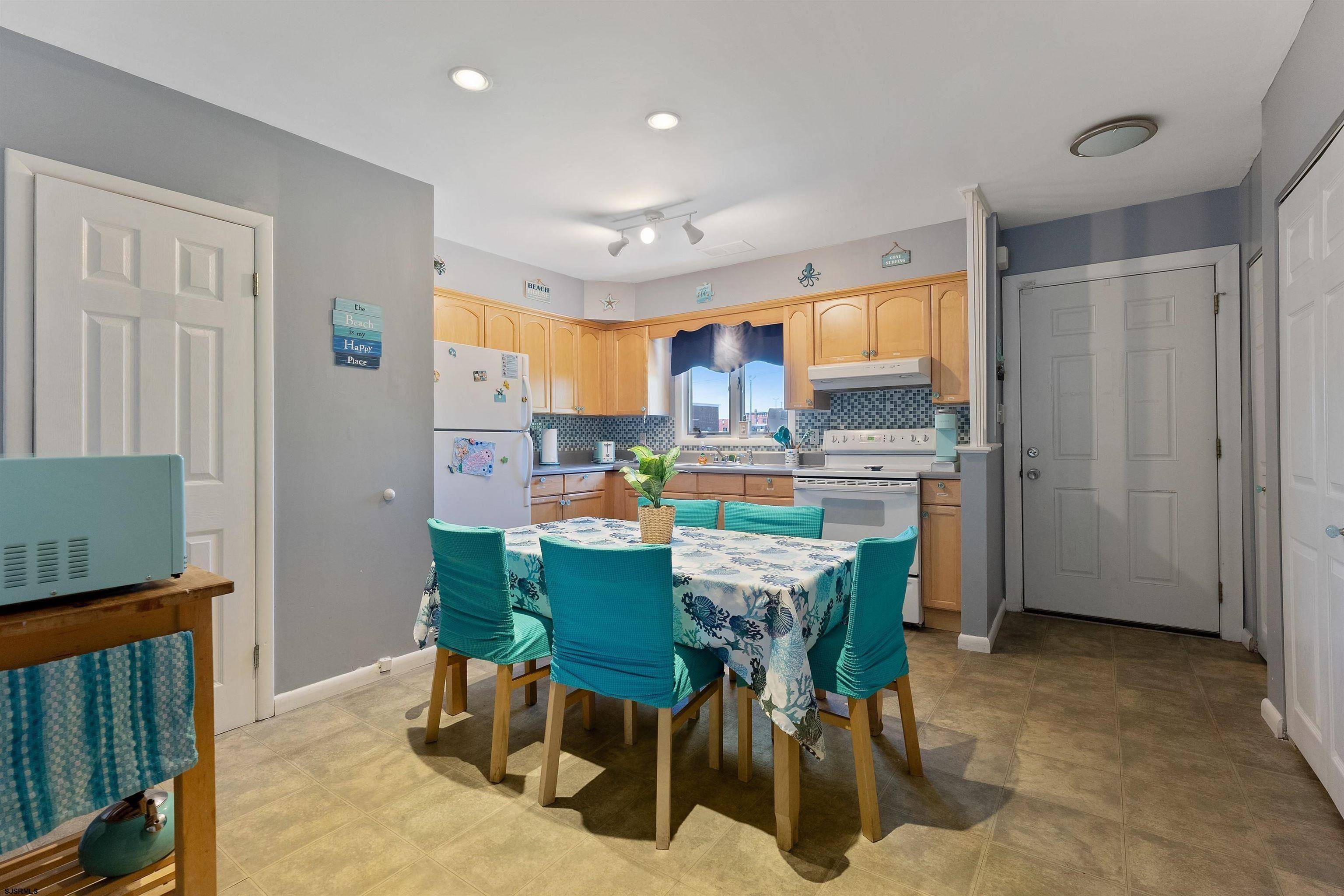 Wildwood, NJ 08260,101 E Oak
