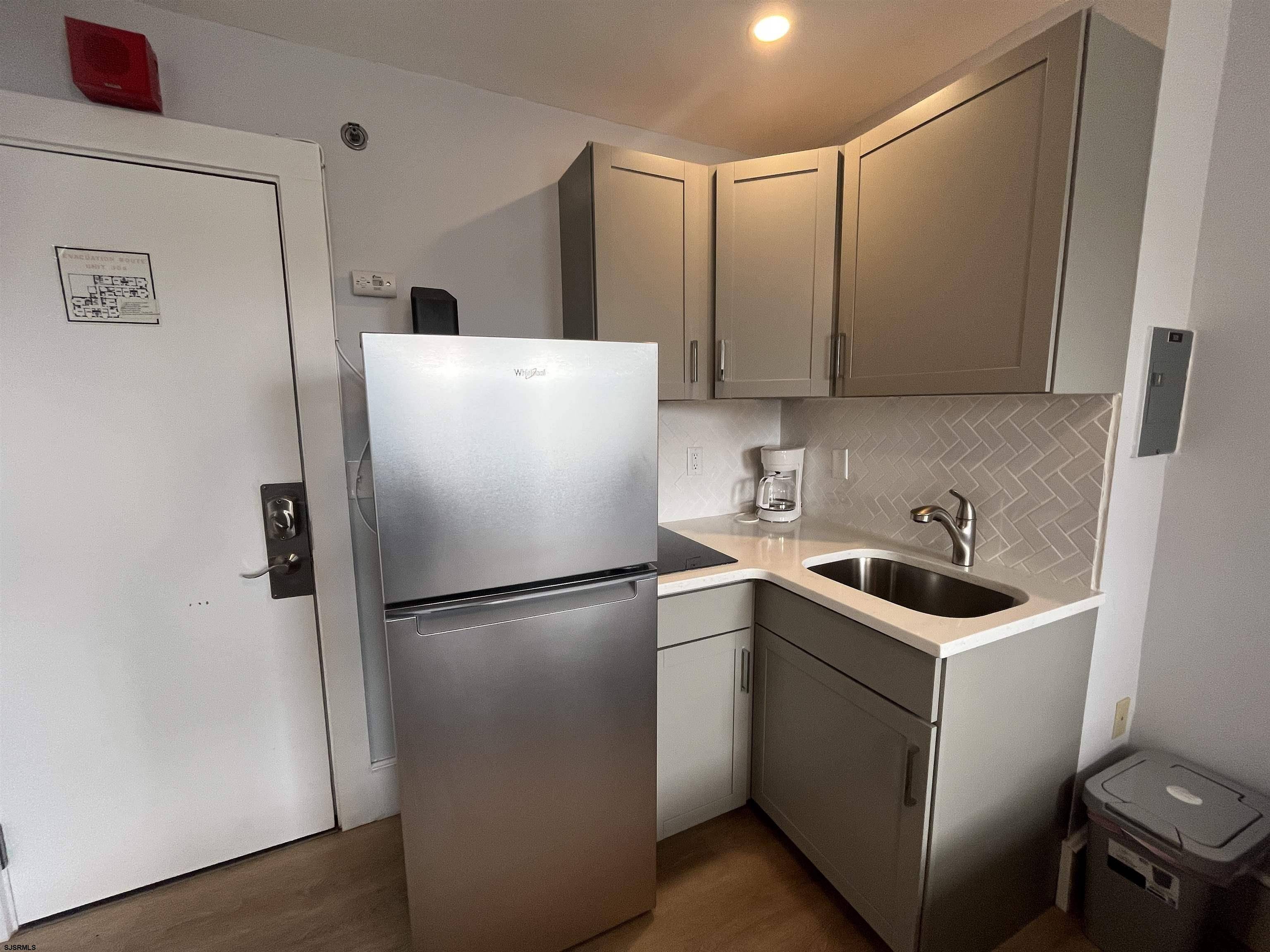 Ocean City, NJ 08226,807 E 8th #308