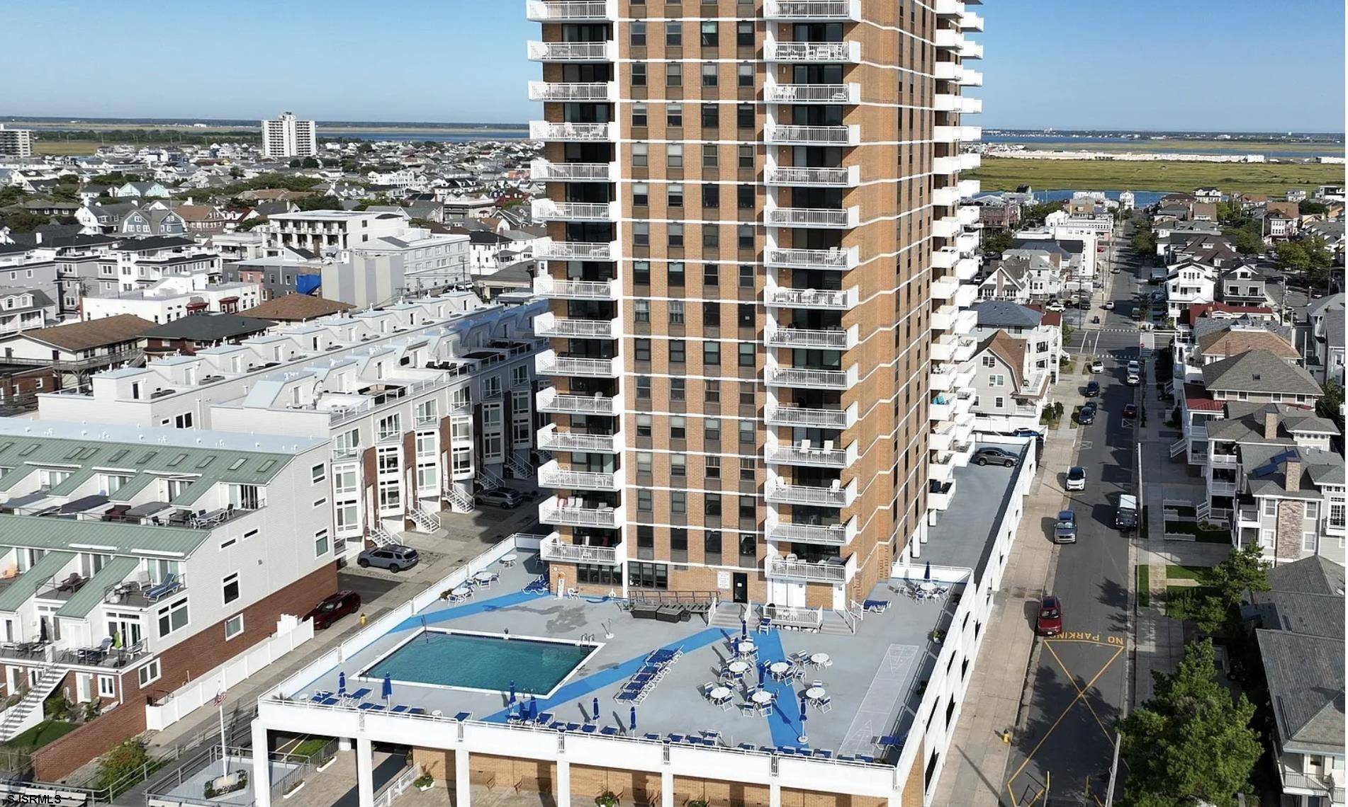 Ventnor, NJ 08406,5200 Boardwalk #14A