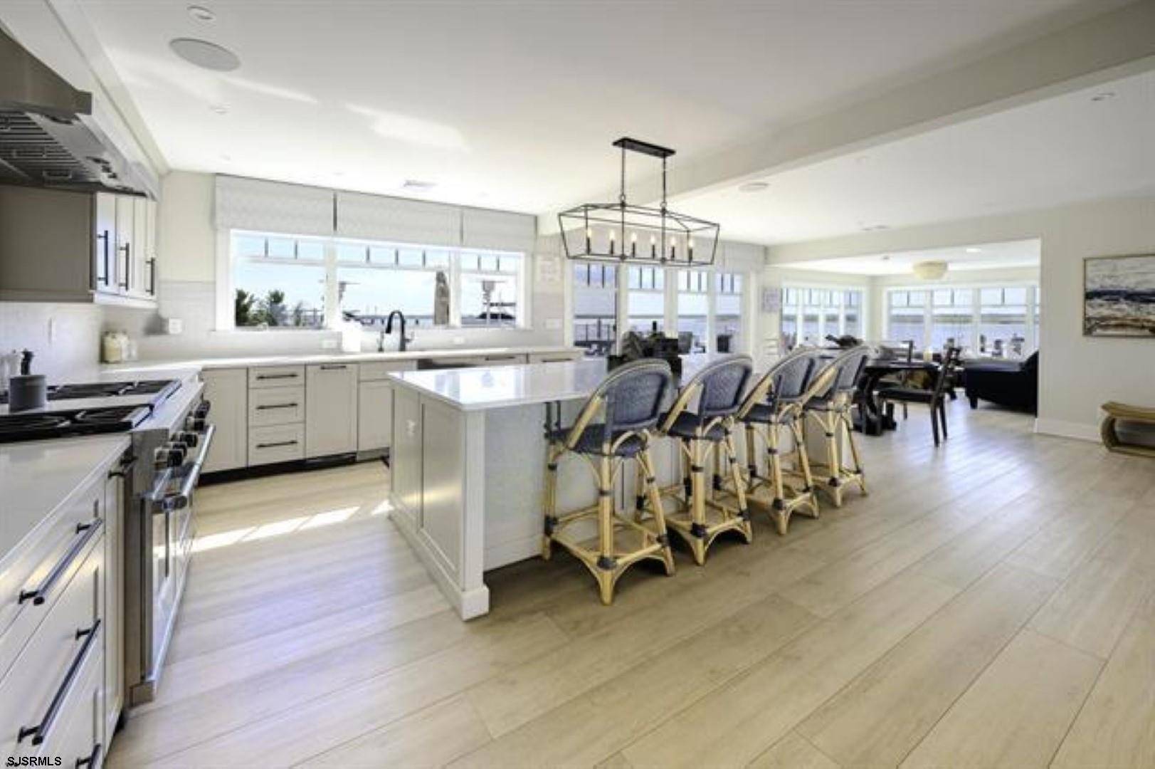 Longport, NJ 08403,300 N 33rd Ave