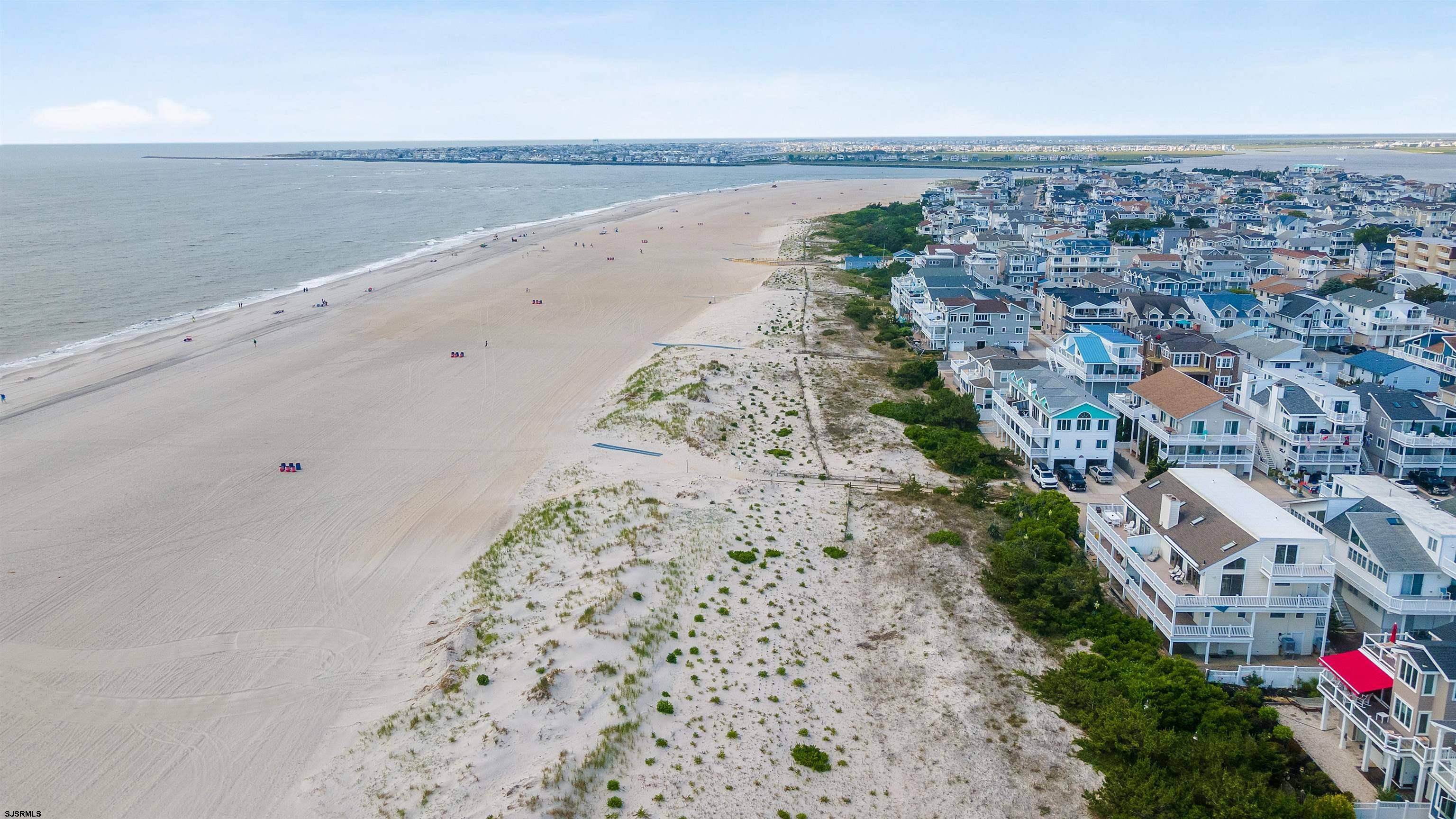 Sea Isle City, NJ 08243,9 82nd #north