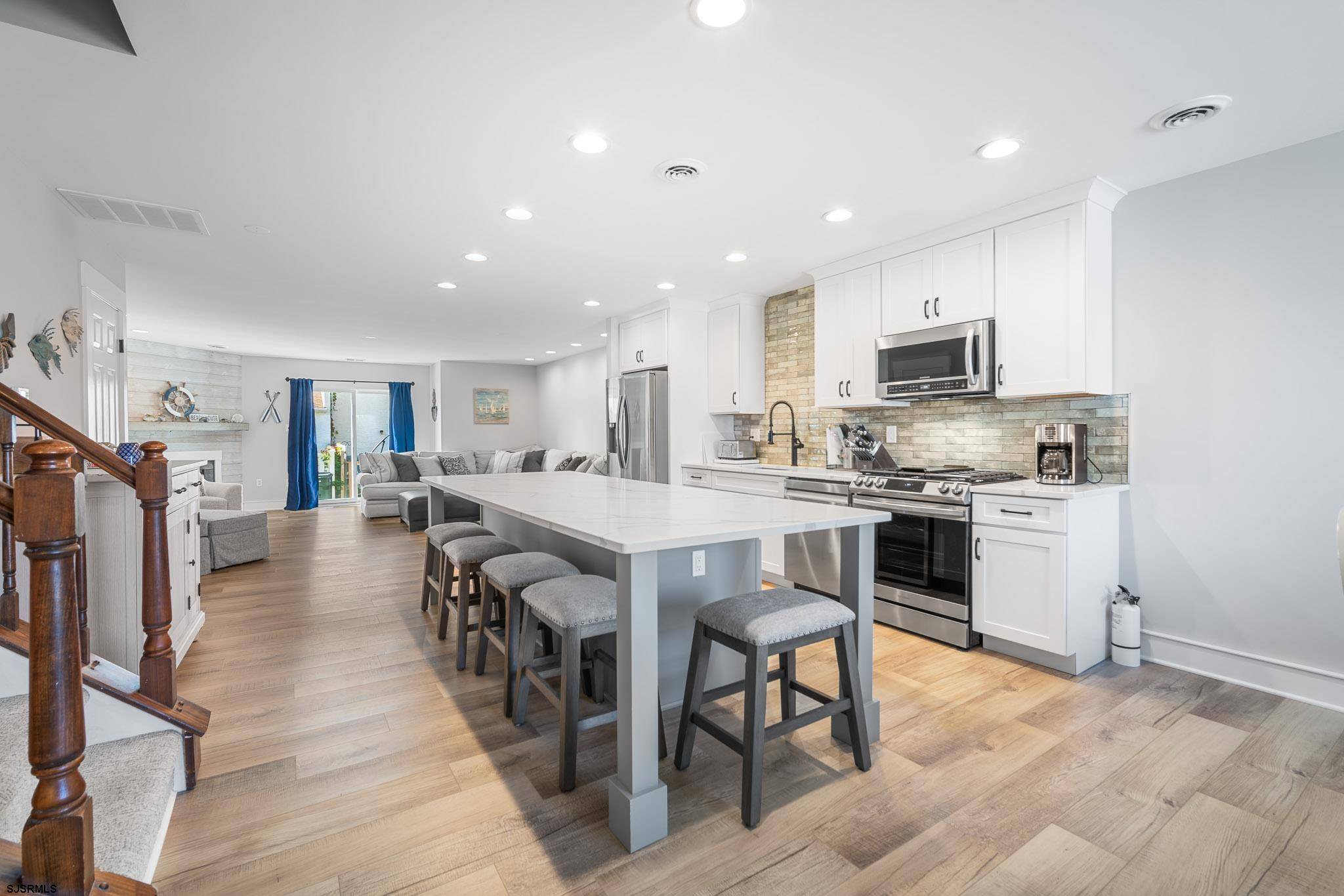 Brigantine, NJ 08203-0000,527 casa Dr