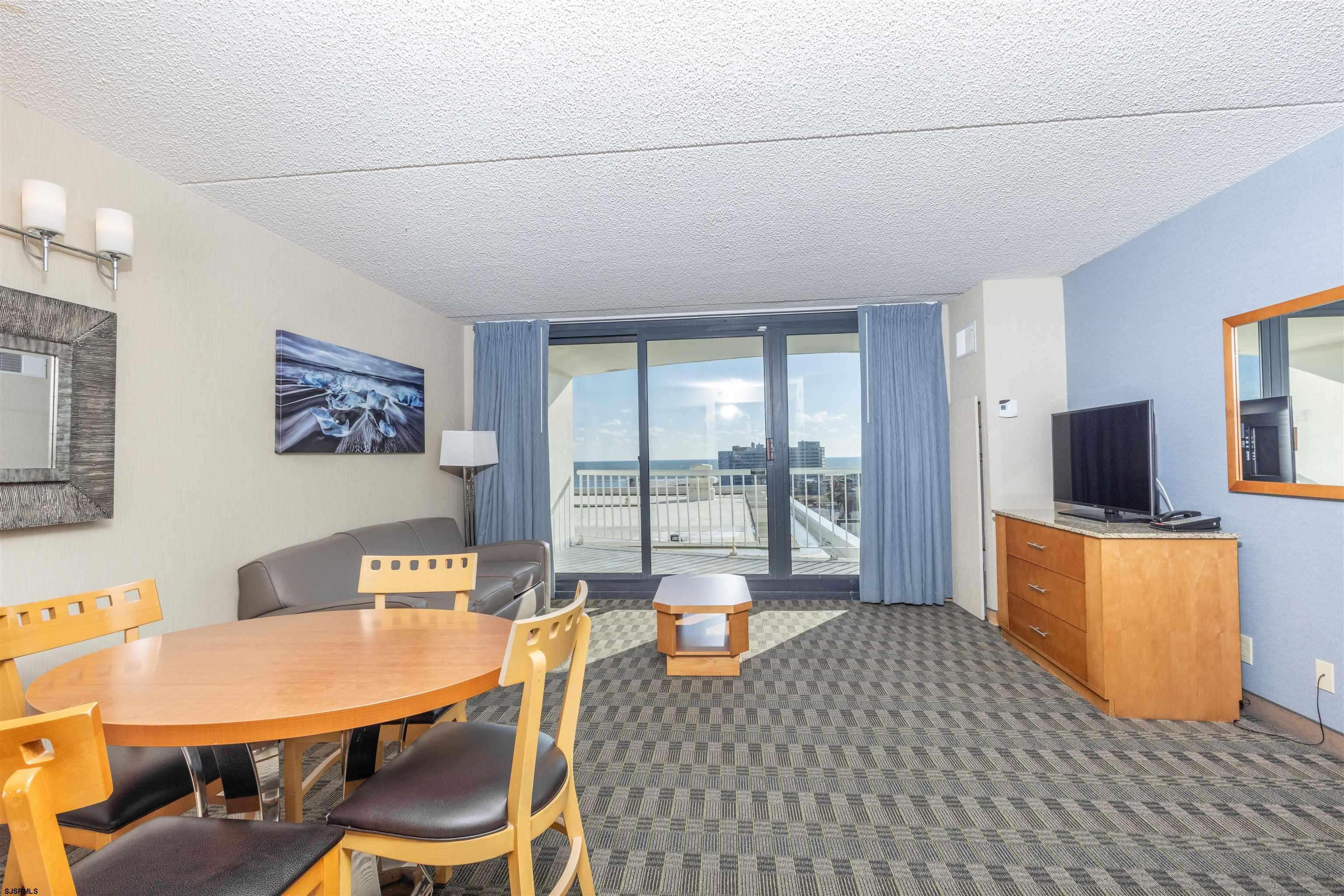 Atlantic City, NJ 08401,60 N Maine #813