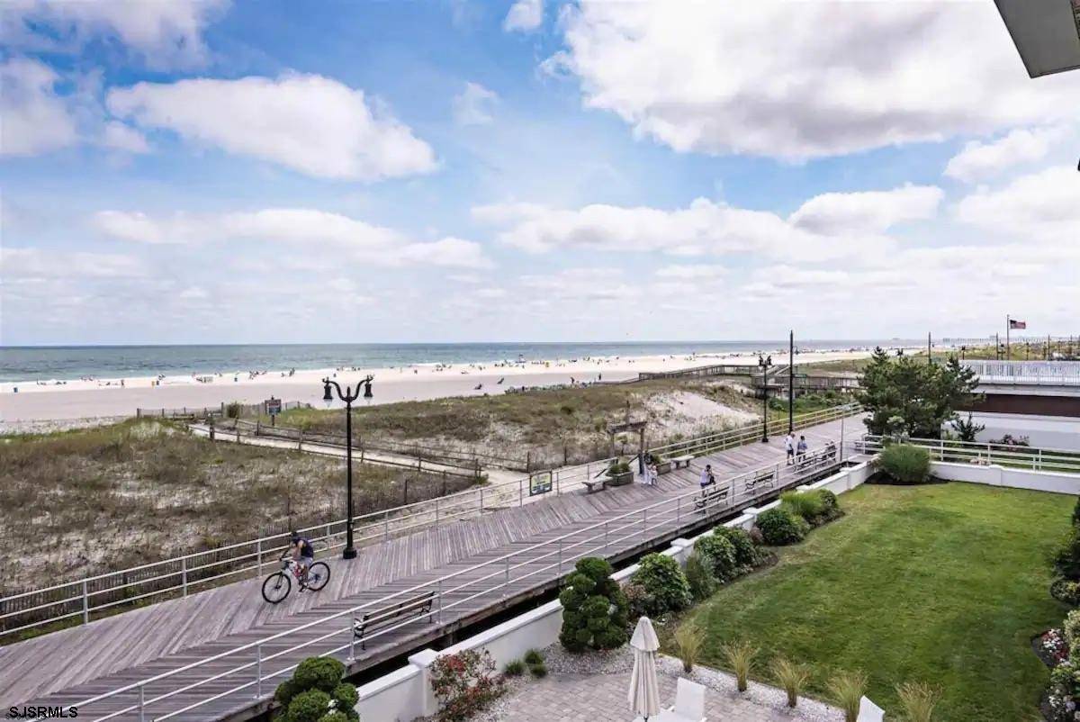 Atlantic City, NJ 08401,4501 Boardwalk