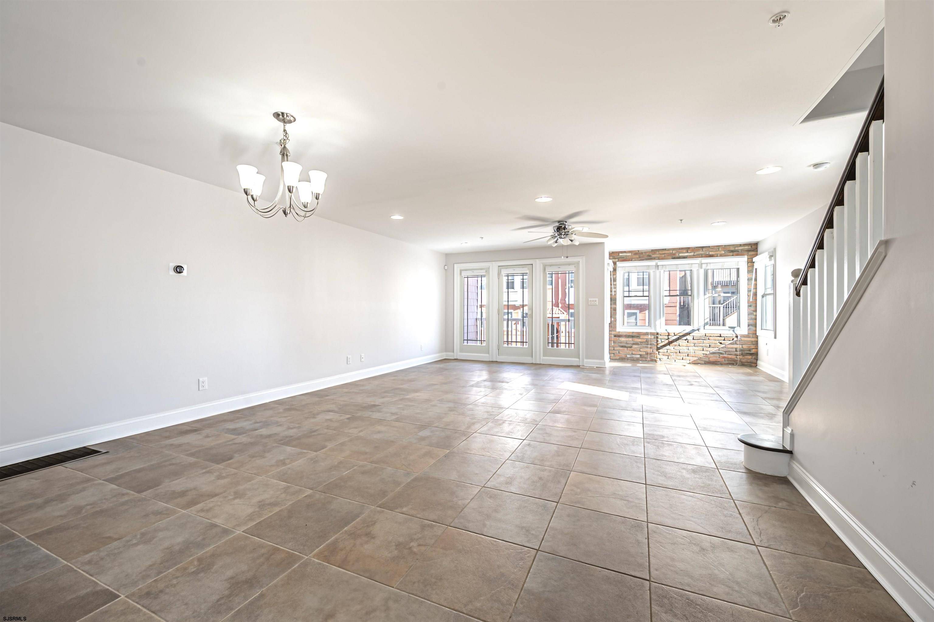 Ventnor, NJ 08406,106 S Victoria Ave