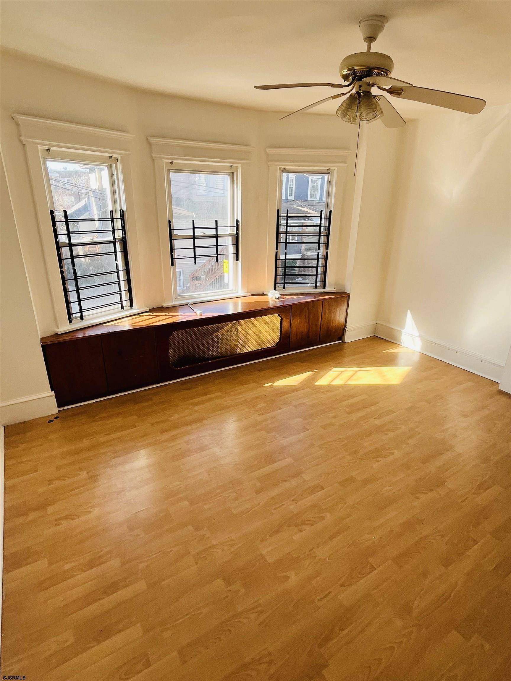 Atlantic City, NJ 08401,7 B S Elberon Ave