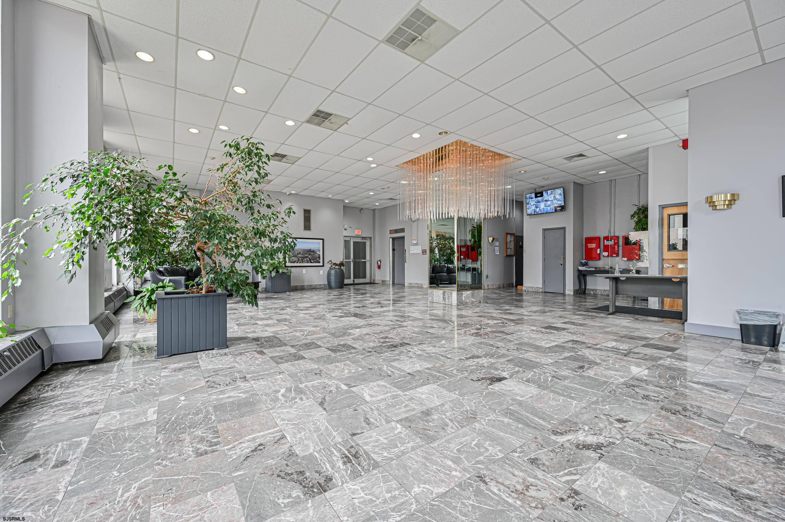 Atlantic City, NJ 08401,3817 Ventnor #412