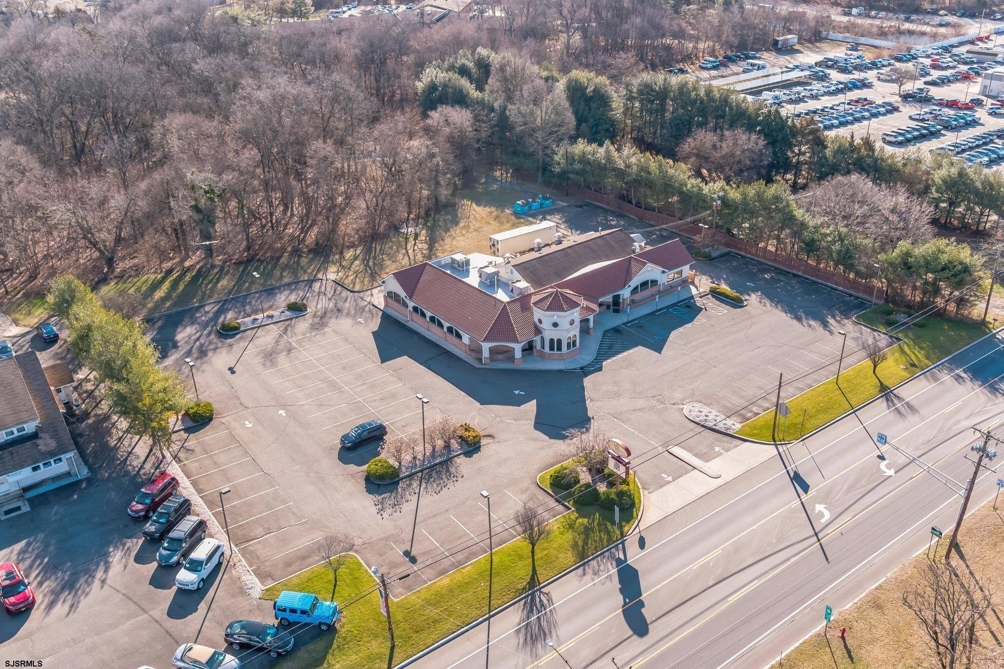 Vineland, NJ 08360,947 N Delsea Dr