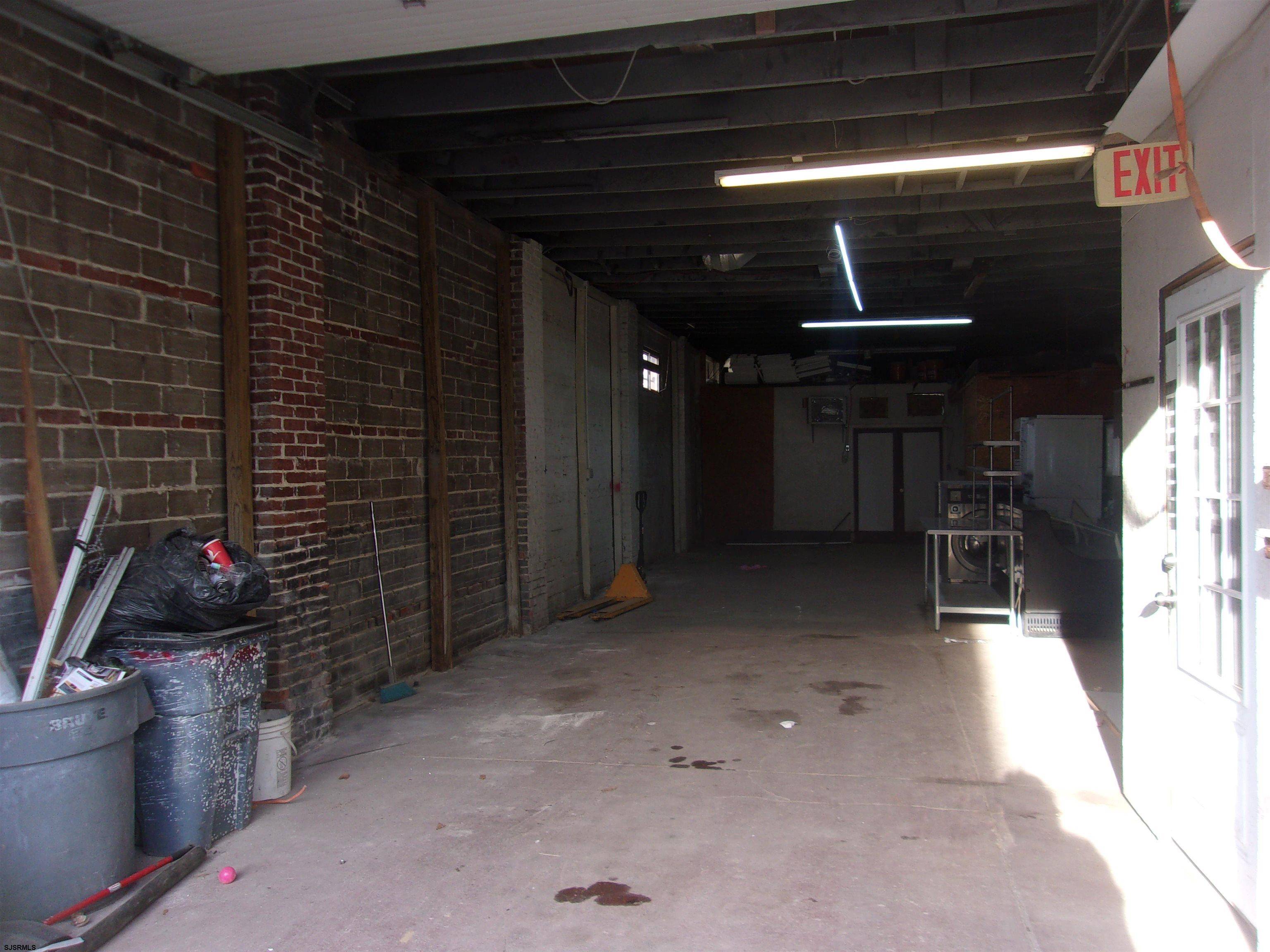Atlantic City, NJ 08401,33 N Trenton Street