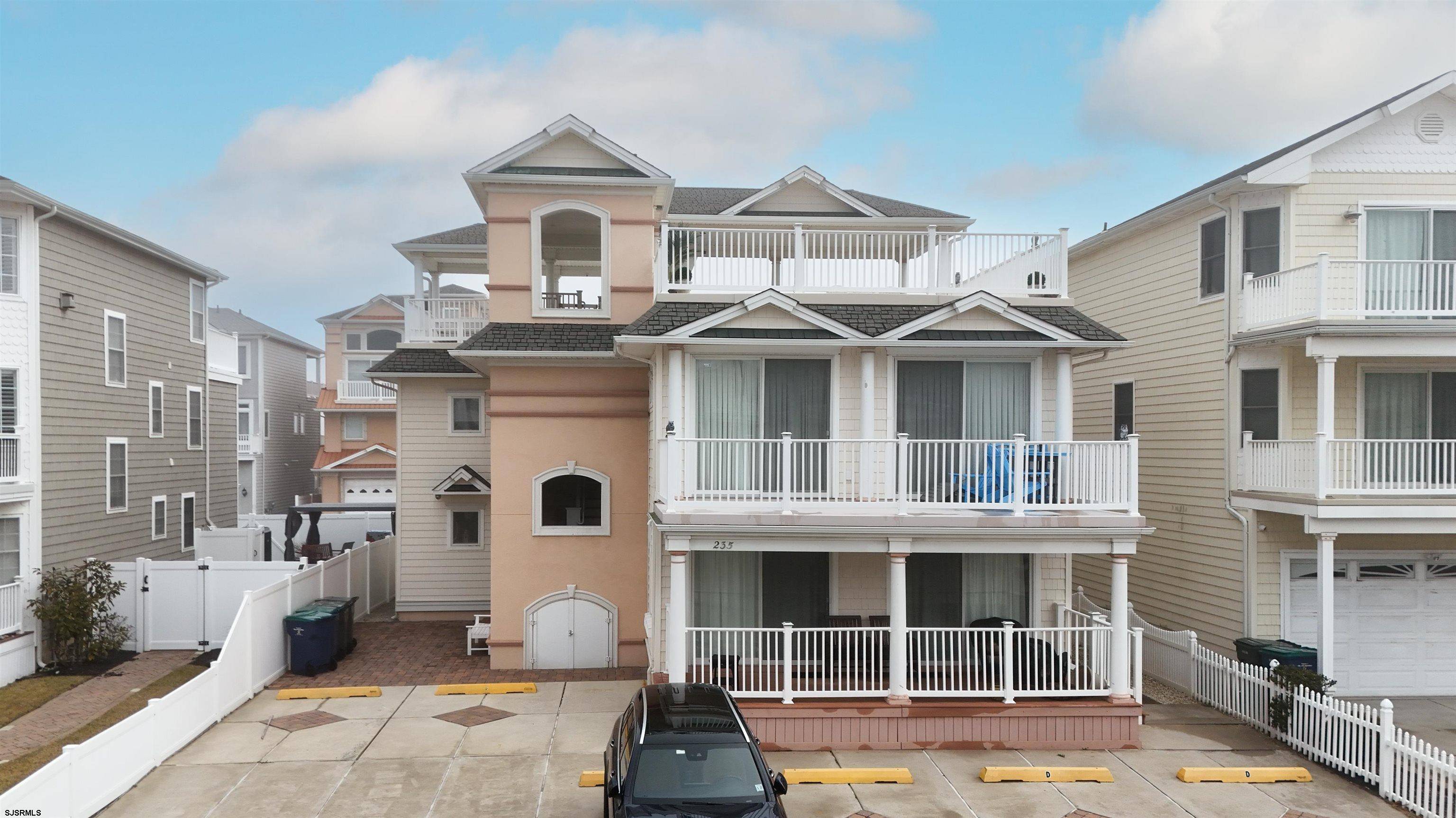 Brigantine, NJ 08203,235 N 14th #C