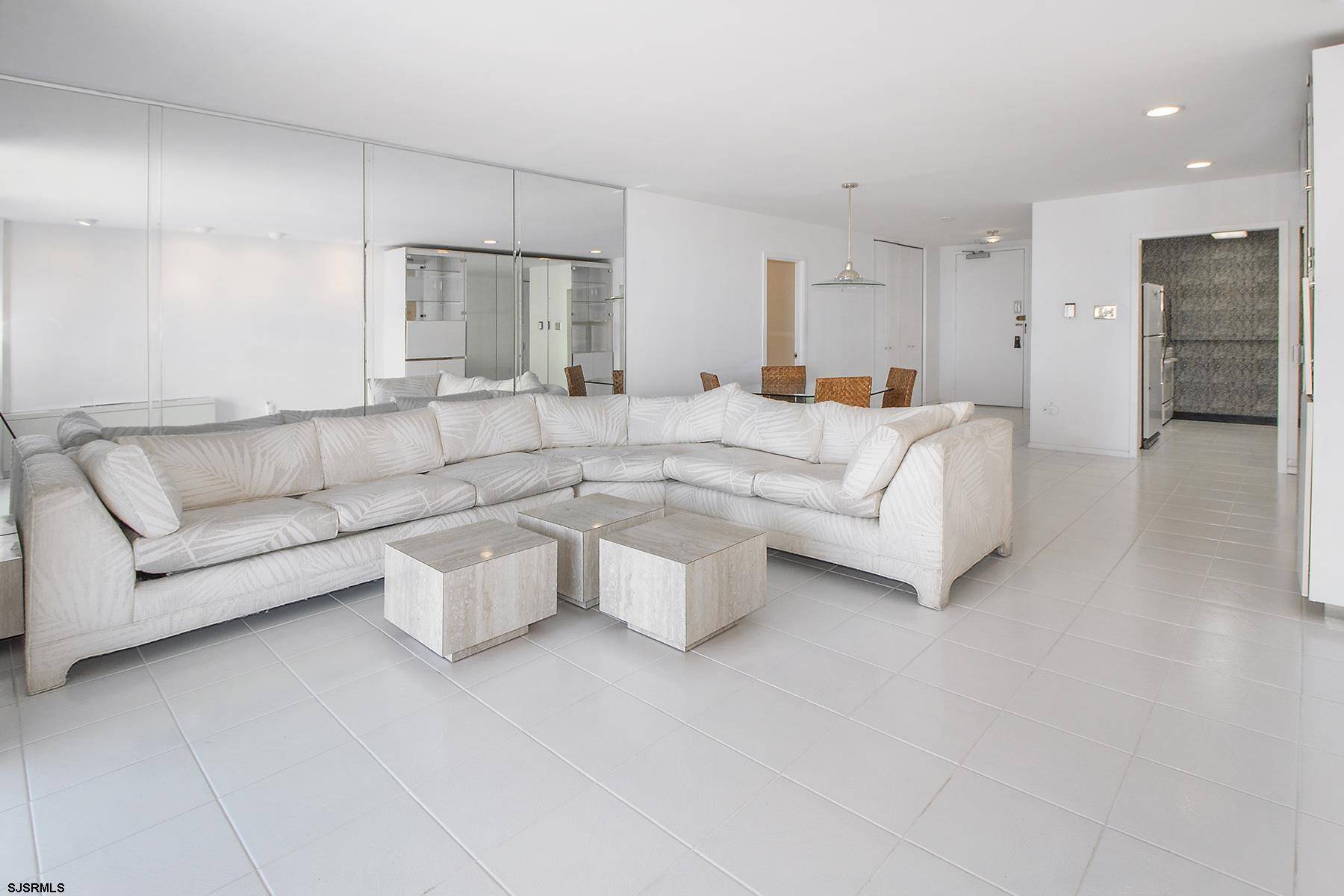 Ventnor, NJ 08406,5000 Boardwalk #909