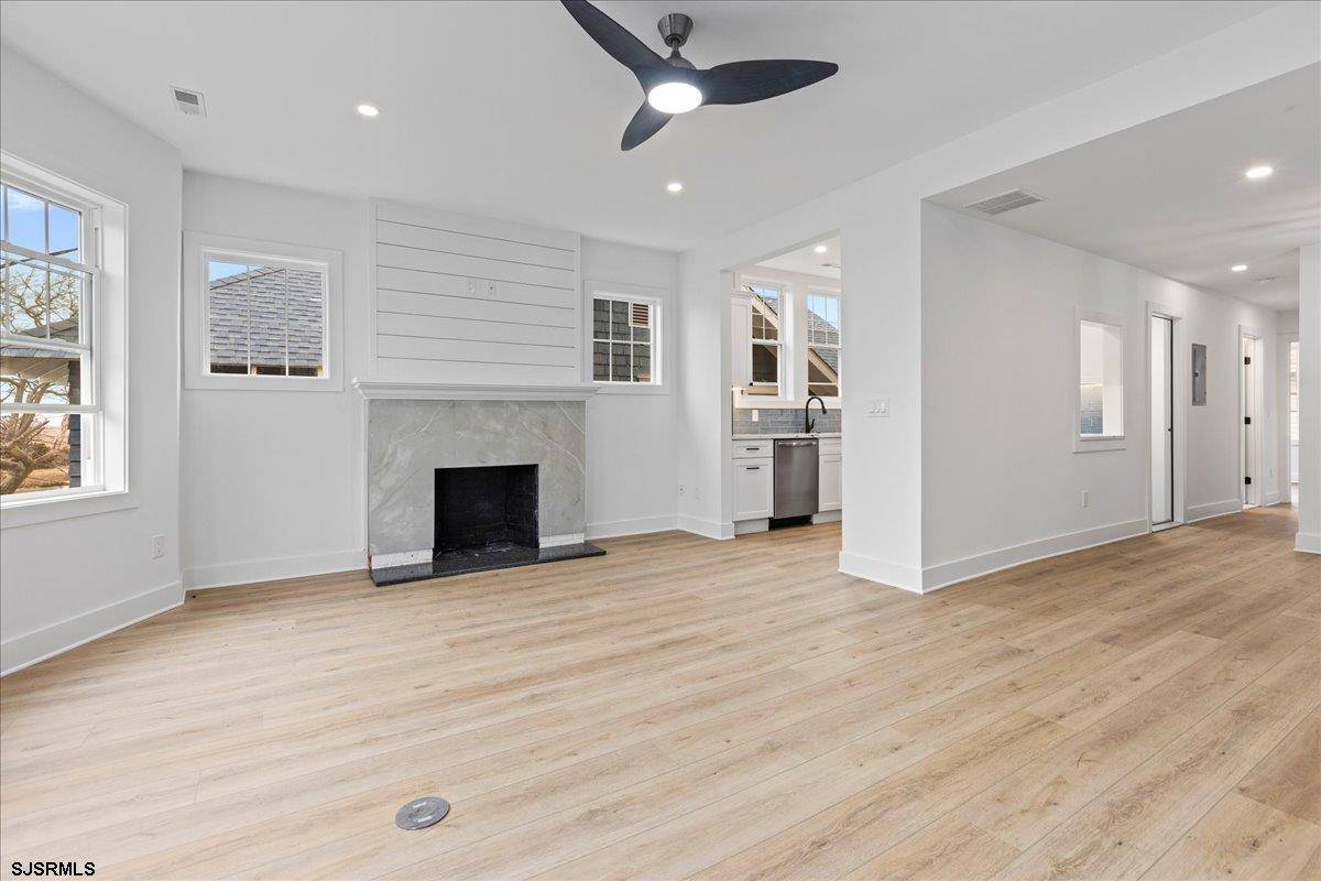 Ventnor, NJ 08406,23 N Vassar #Upstairs