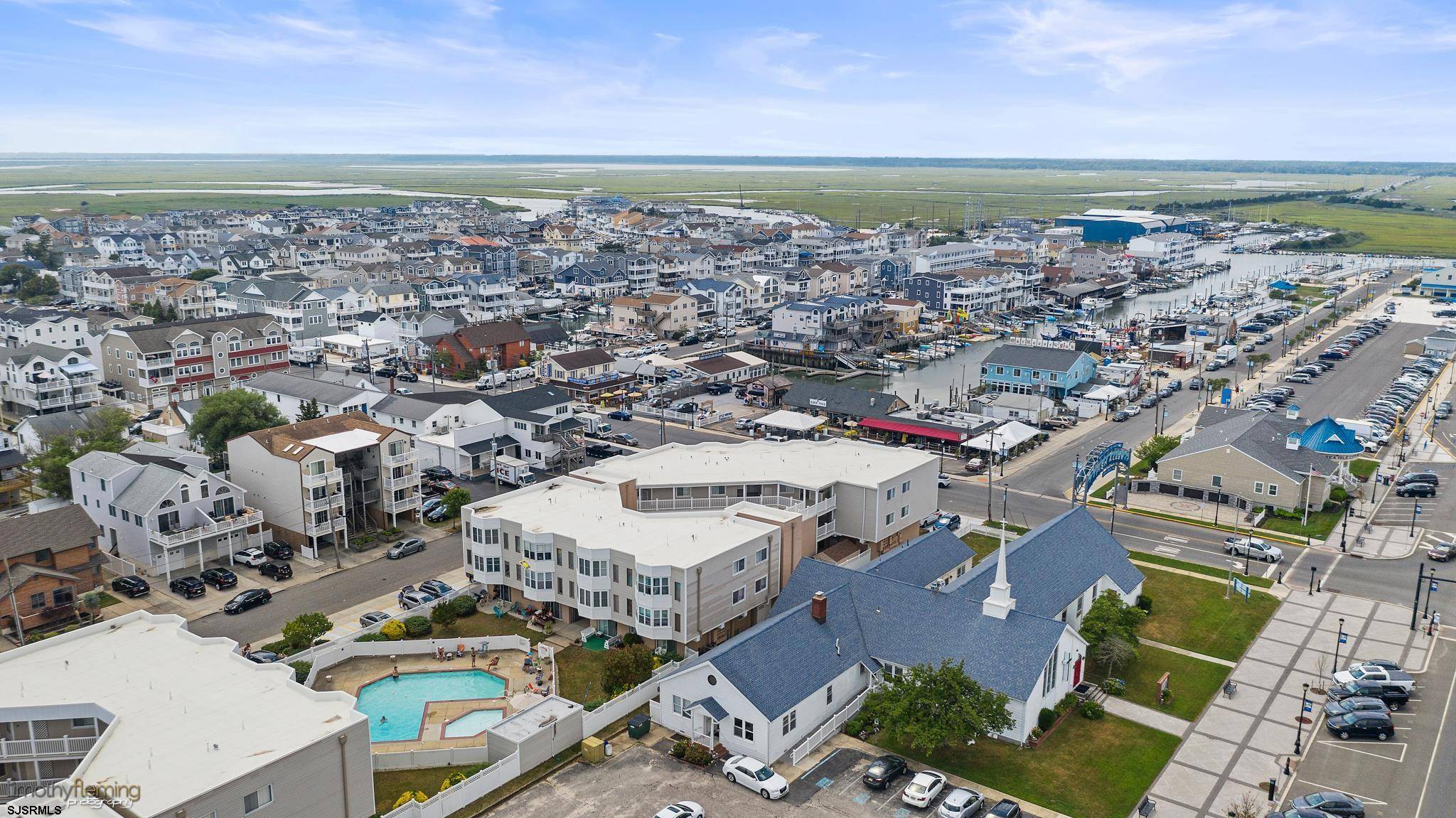 Sea Isle City, NJ 08243,4114 Central Ave #205