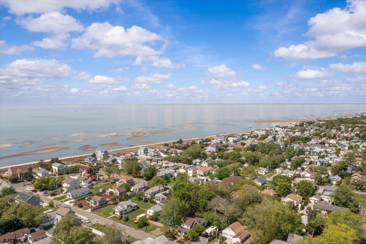 Villas, NJ 08251,6 E Atlantic Ave