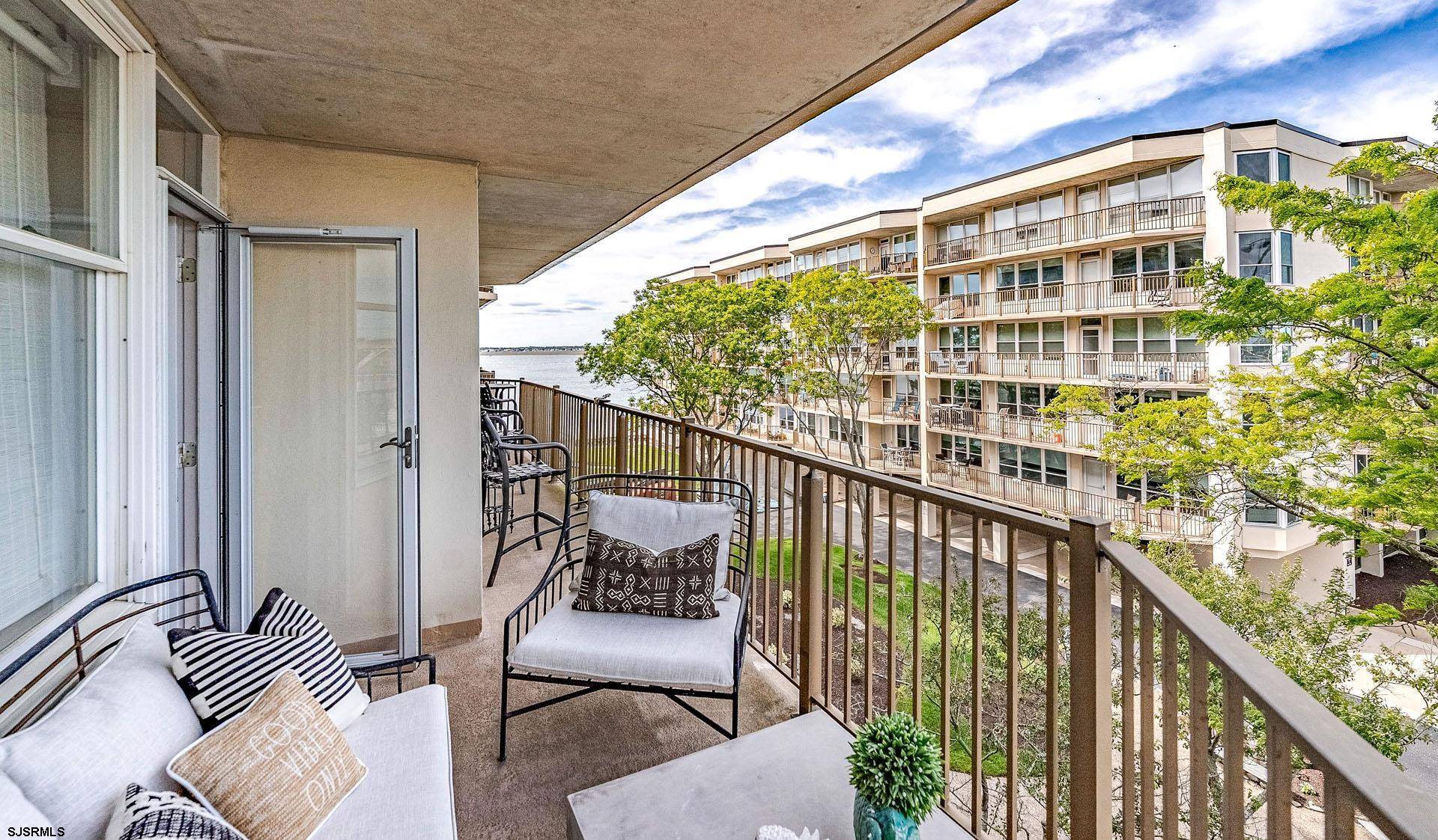 Ocean City, NJ 08226,500 Bay #406S
