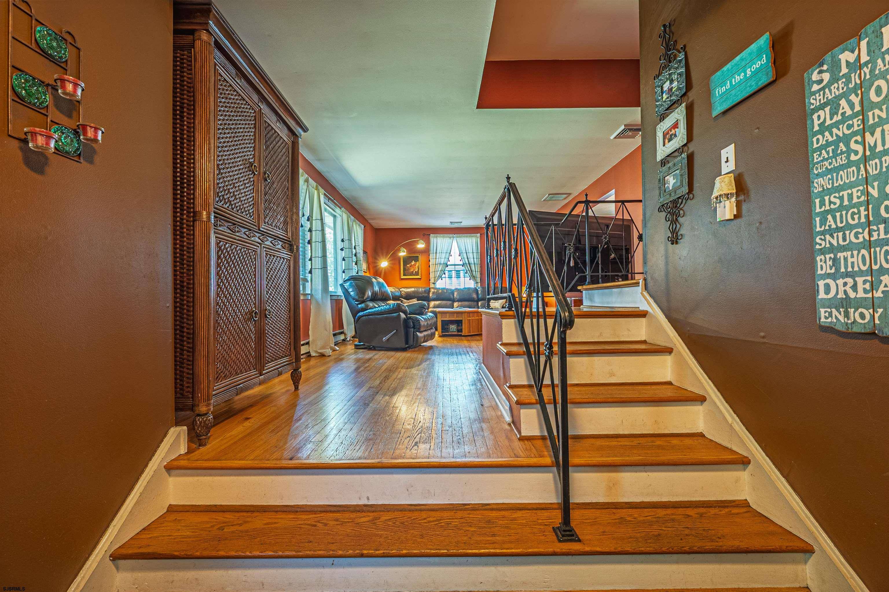 Northfield, NJ 08225,6 Holly Dr