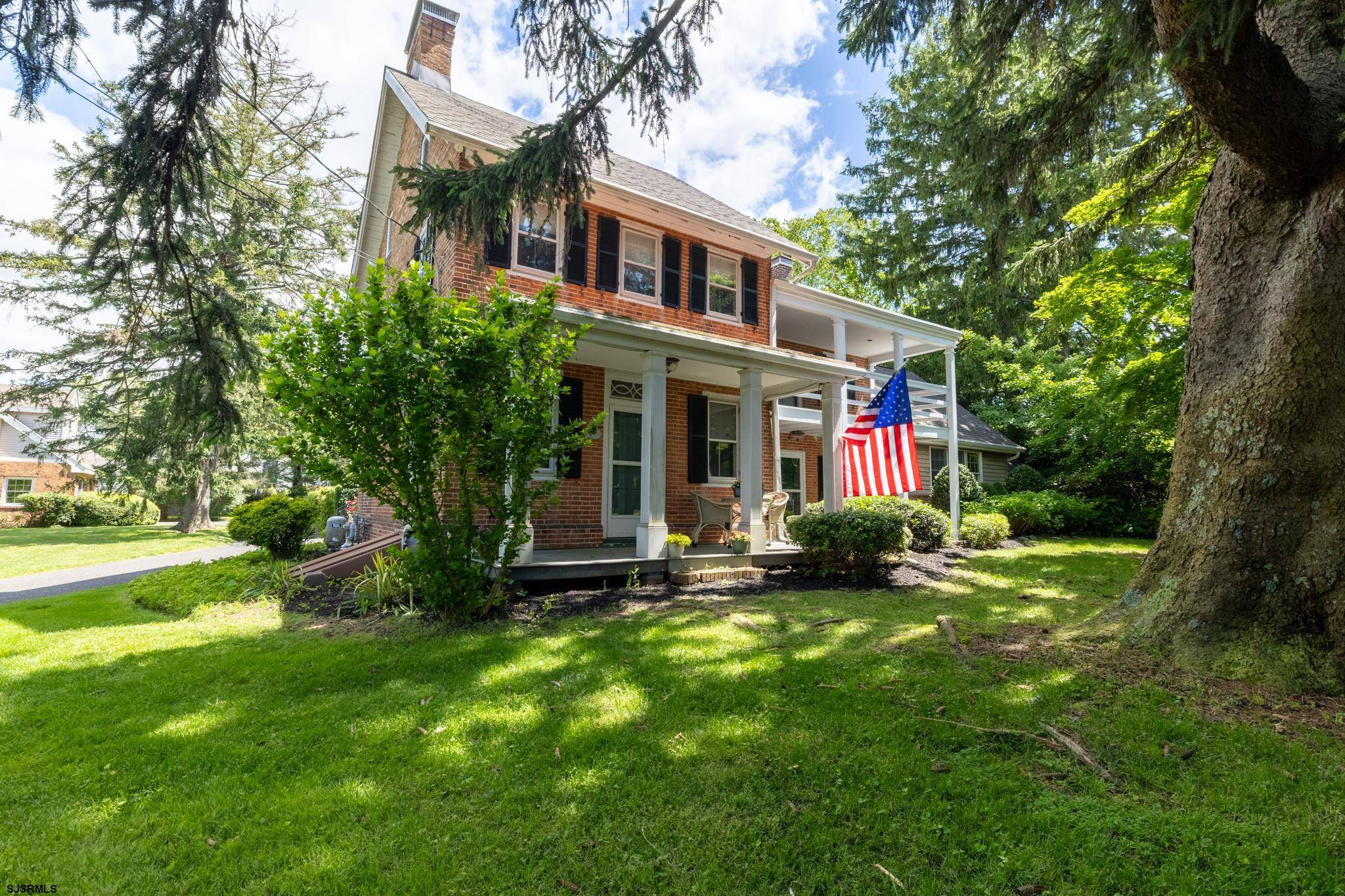 Linwood, NJ 08221,622 Central Avenue