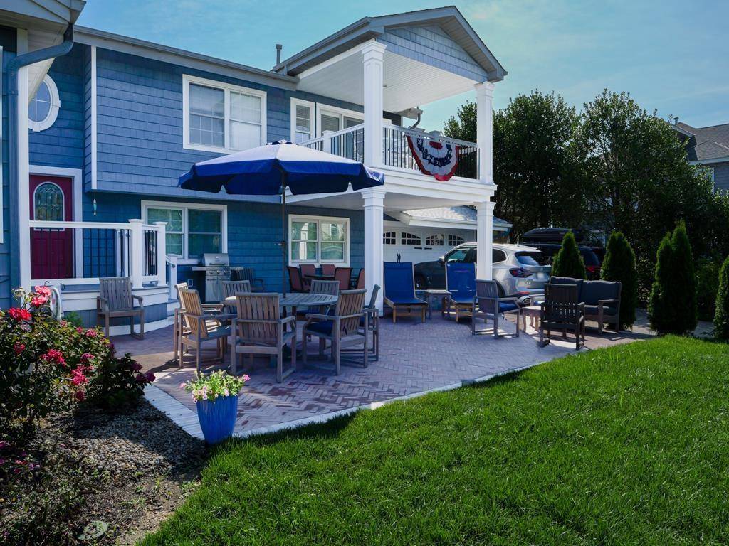 Brigantine, NJ 08203,2304 Ocean Ave Ave