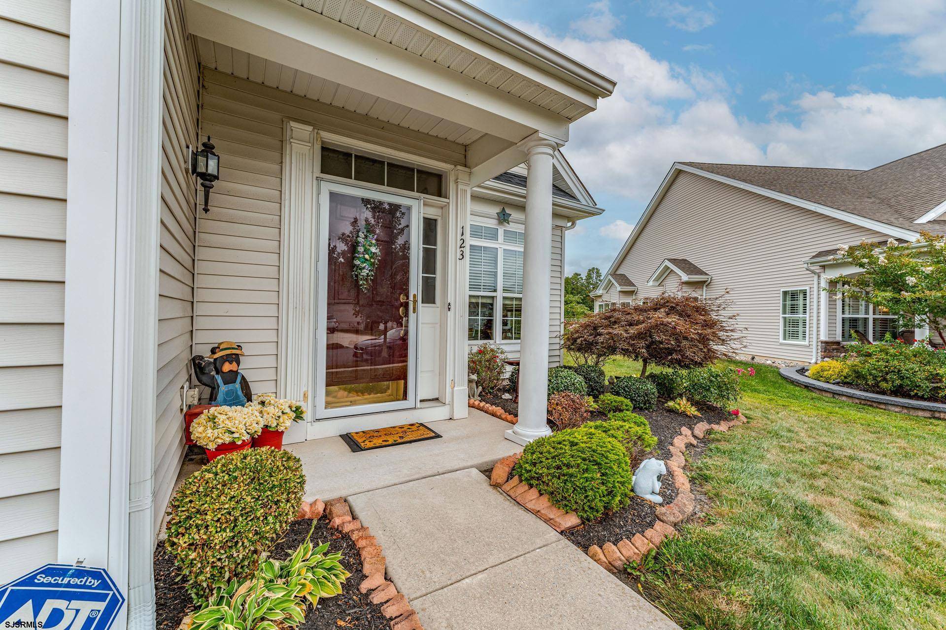 Egg Harbor Township, NJ 08232,123 Bluebell Dr