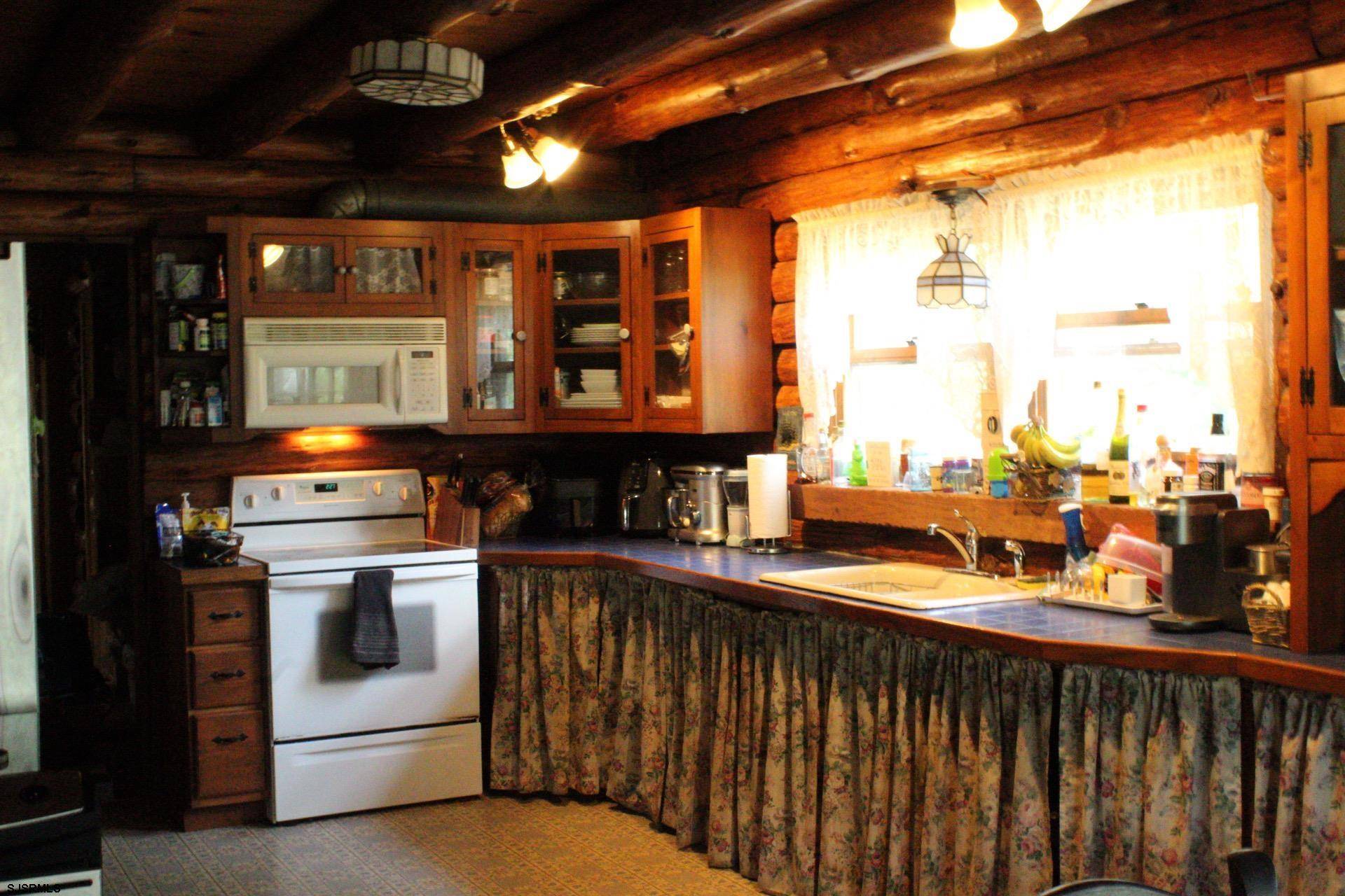 Milmay, NJ 08340,113 Deerwood Ave