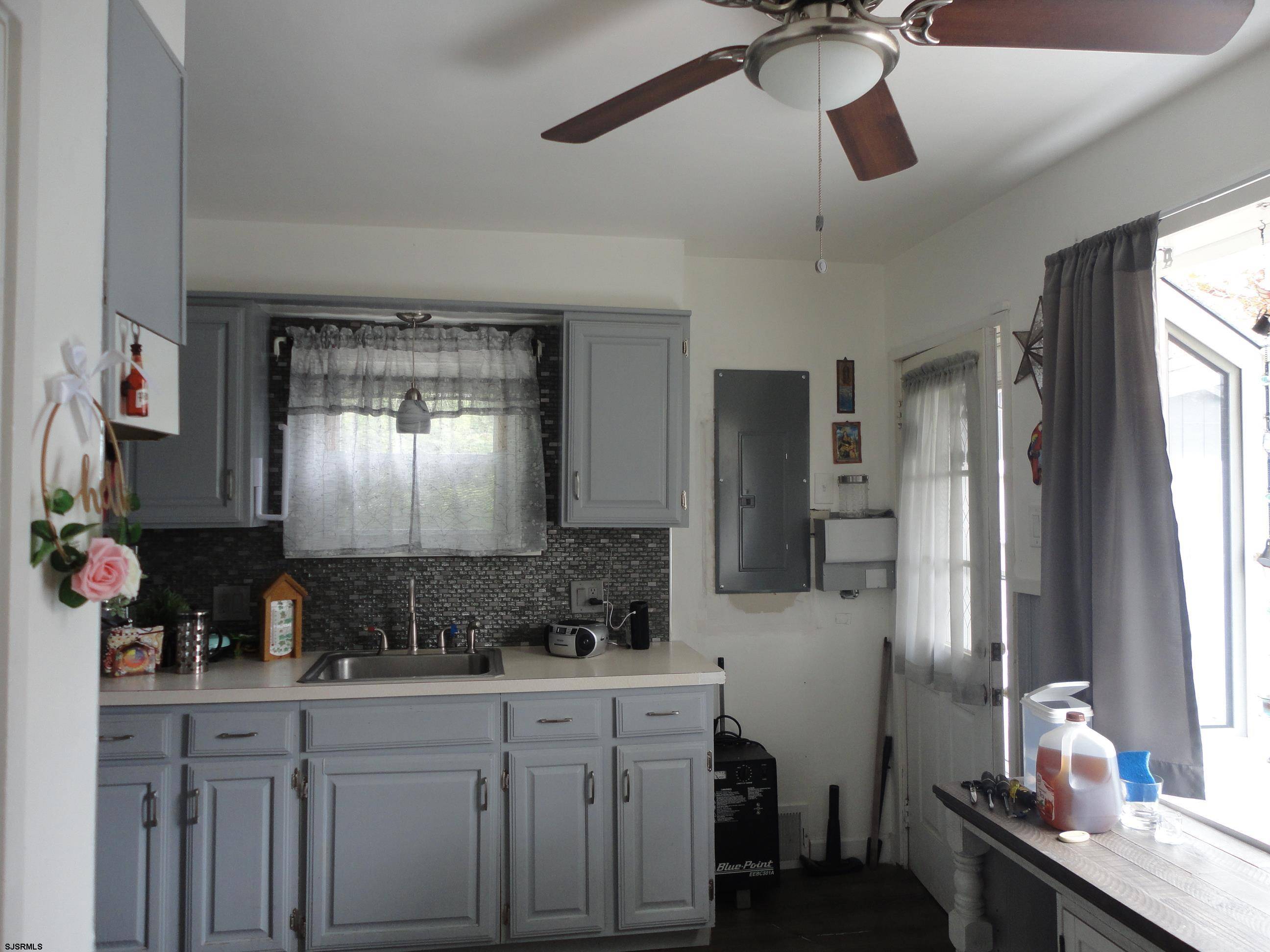 Pleasantville, NJ 08232,928 Linden Ave