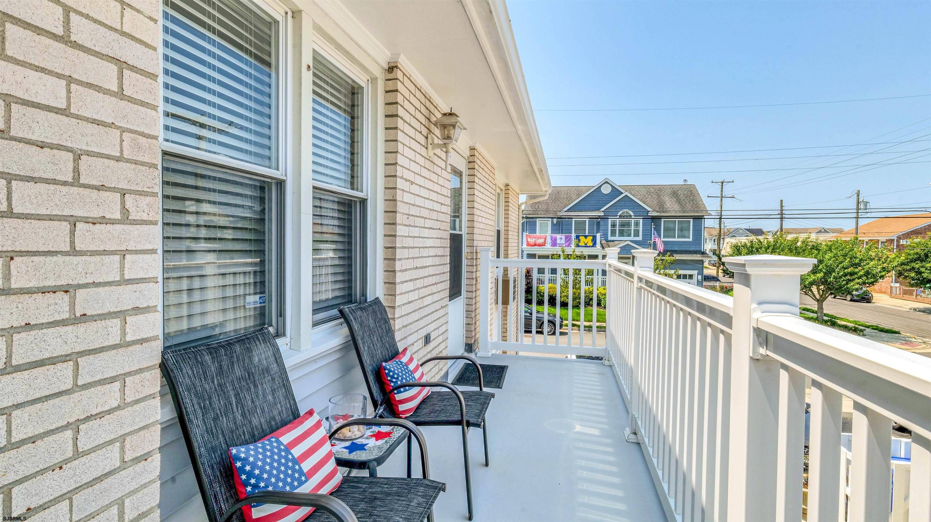 Margate, NJ 08402,127 N monroe #5