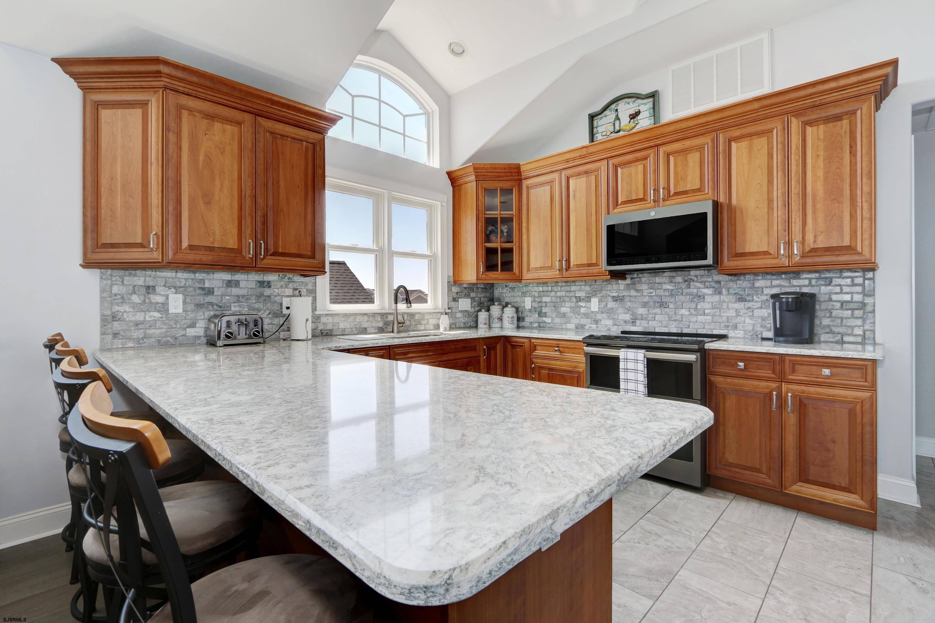 Sea Isle City, NJ 08243,233 54th #East