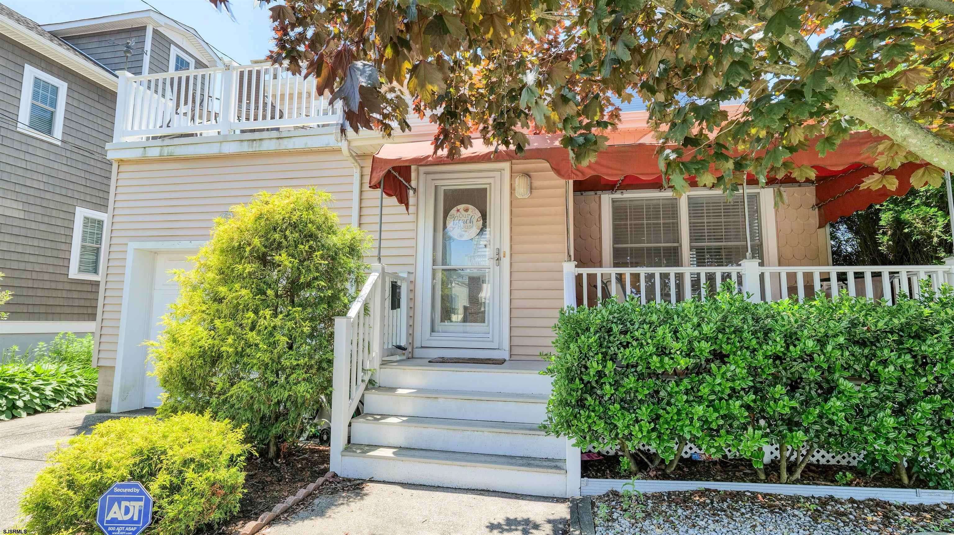Margate, NJ 08402,2 S Barclay Ave