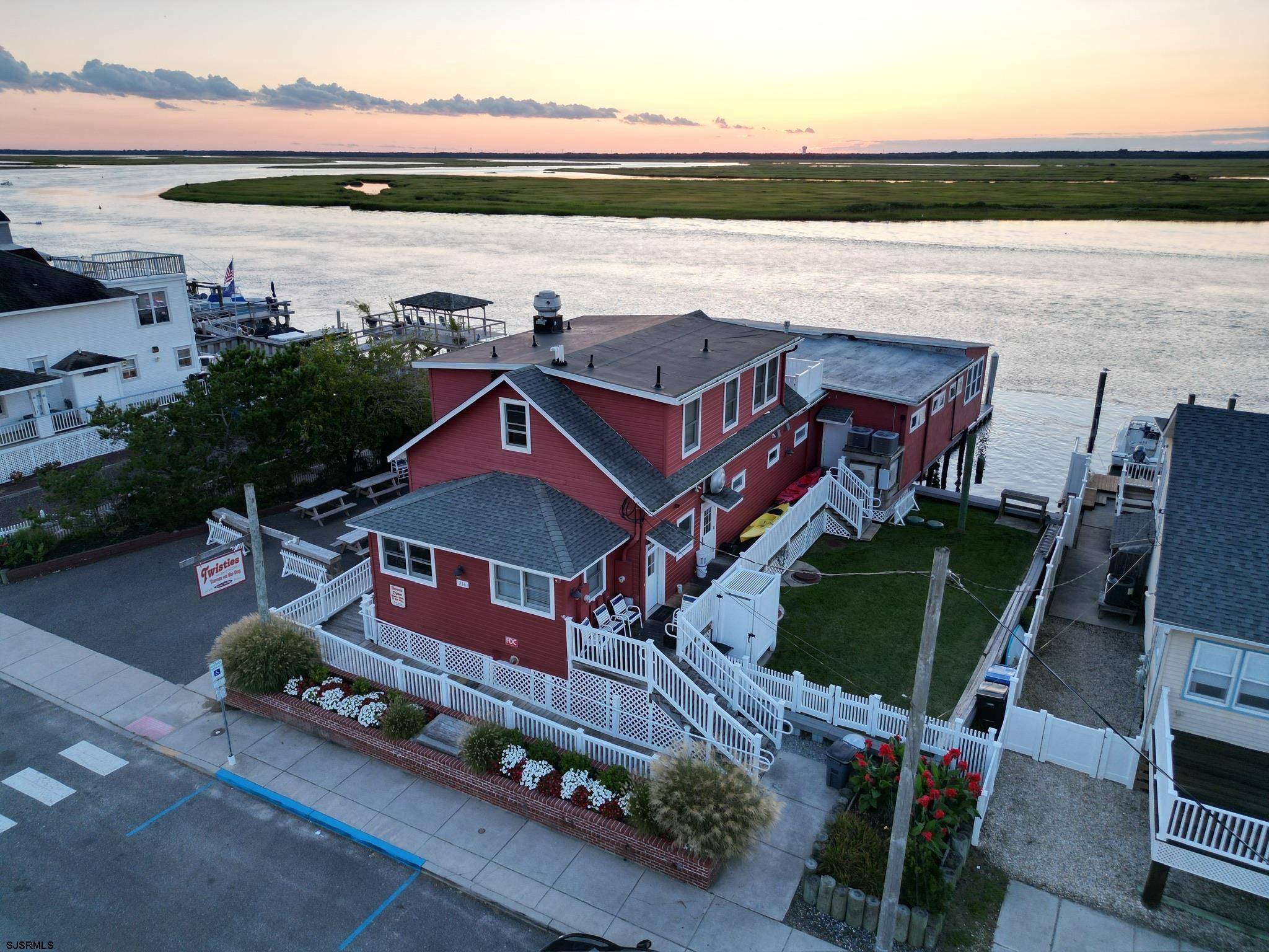 Strathmere, NJ 08248,236 S Bayview