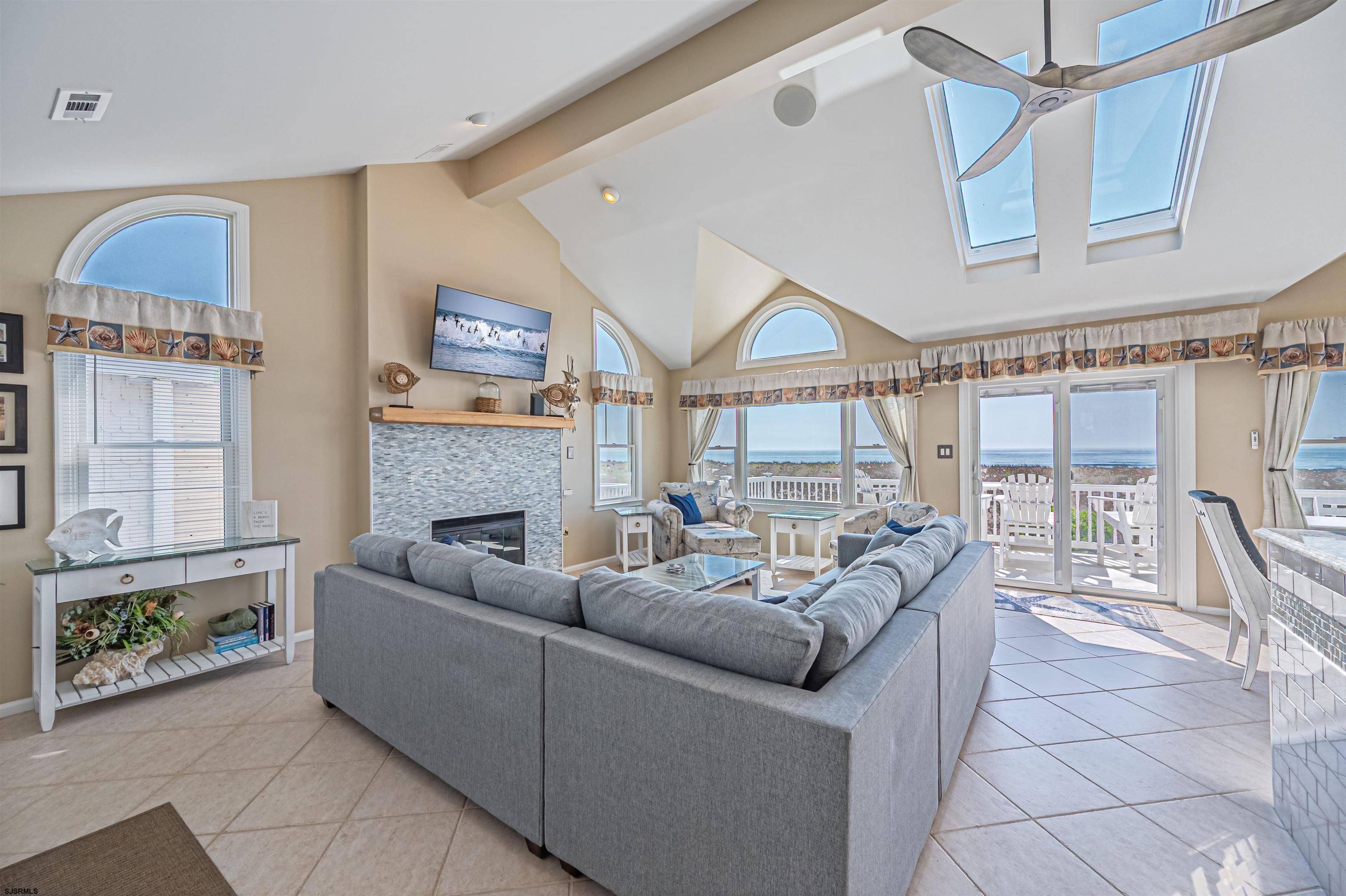 Ocean City, NJ 08226,4923 Central #2
