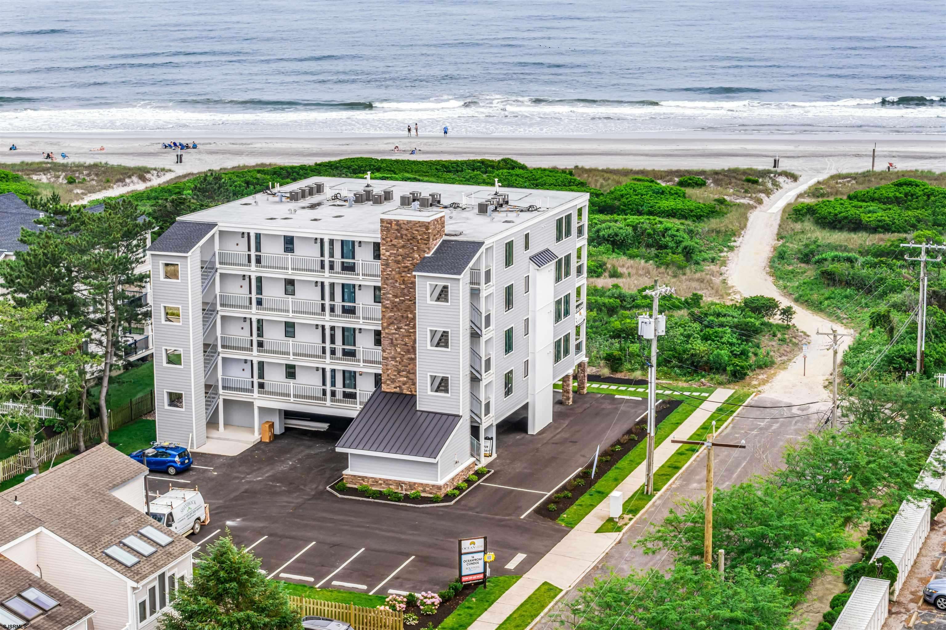 Brigantine, NJ 08203,321 6th St S #4
