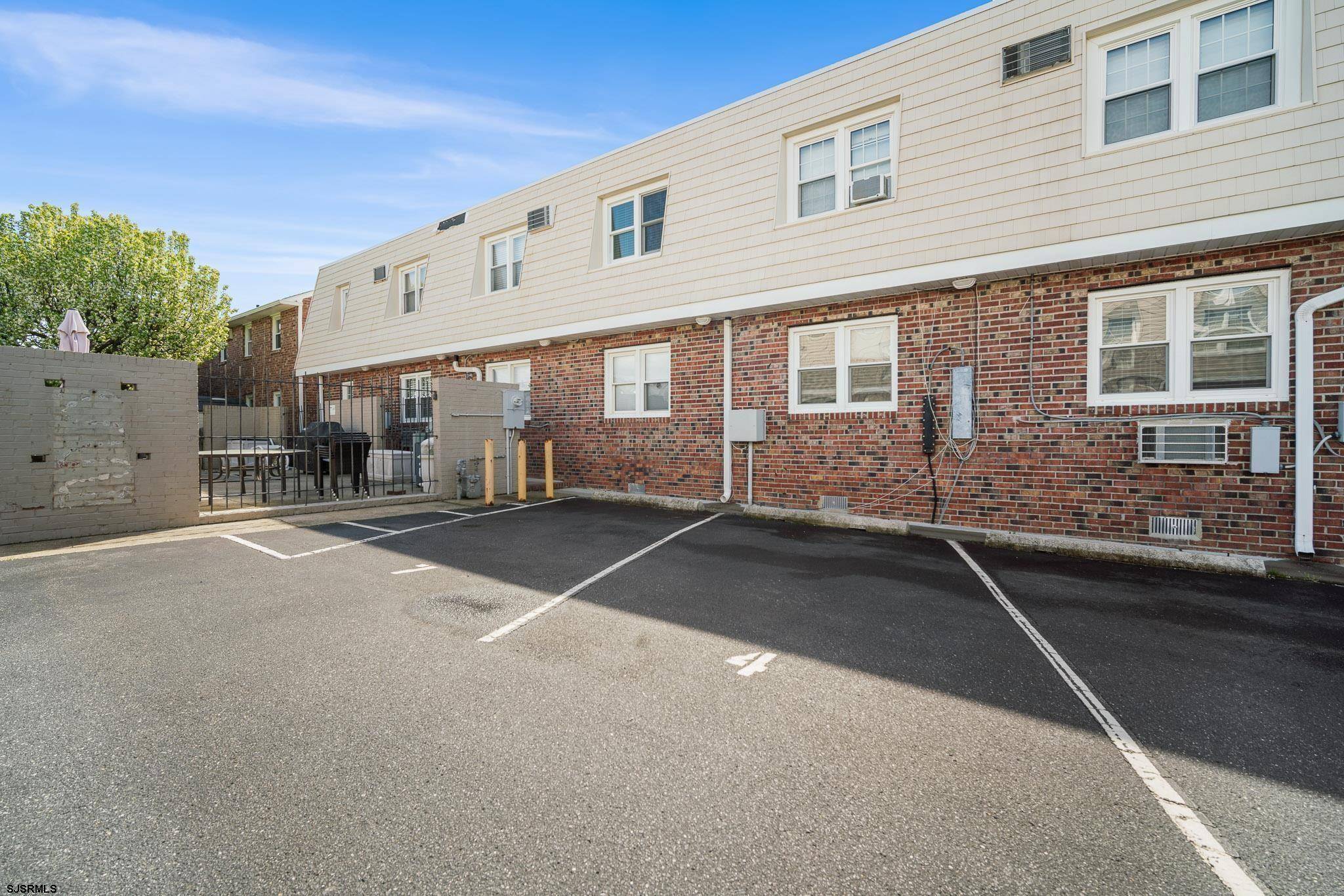 Margate, NJ 08402,211 N Coolidge Ave