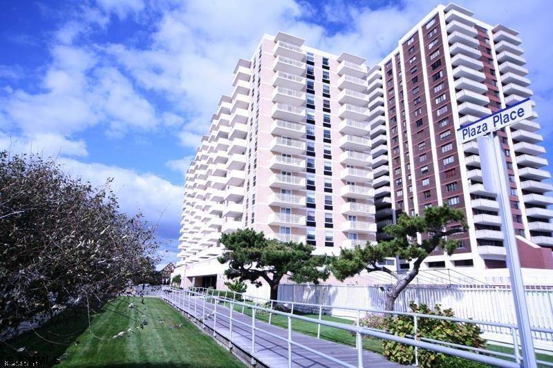 Atlantic City, NJ 08401,101 S Plaza #402