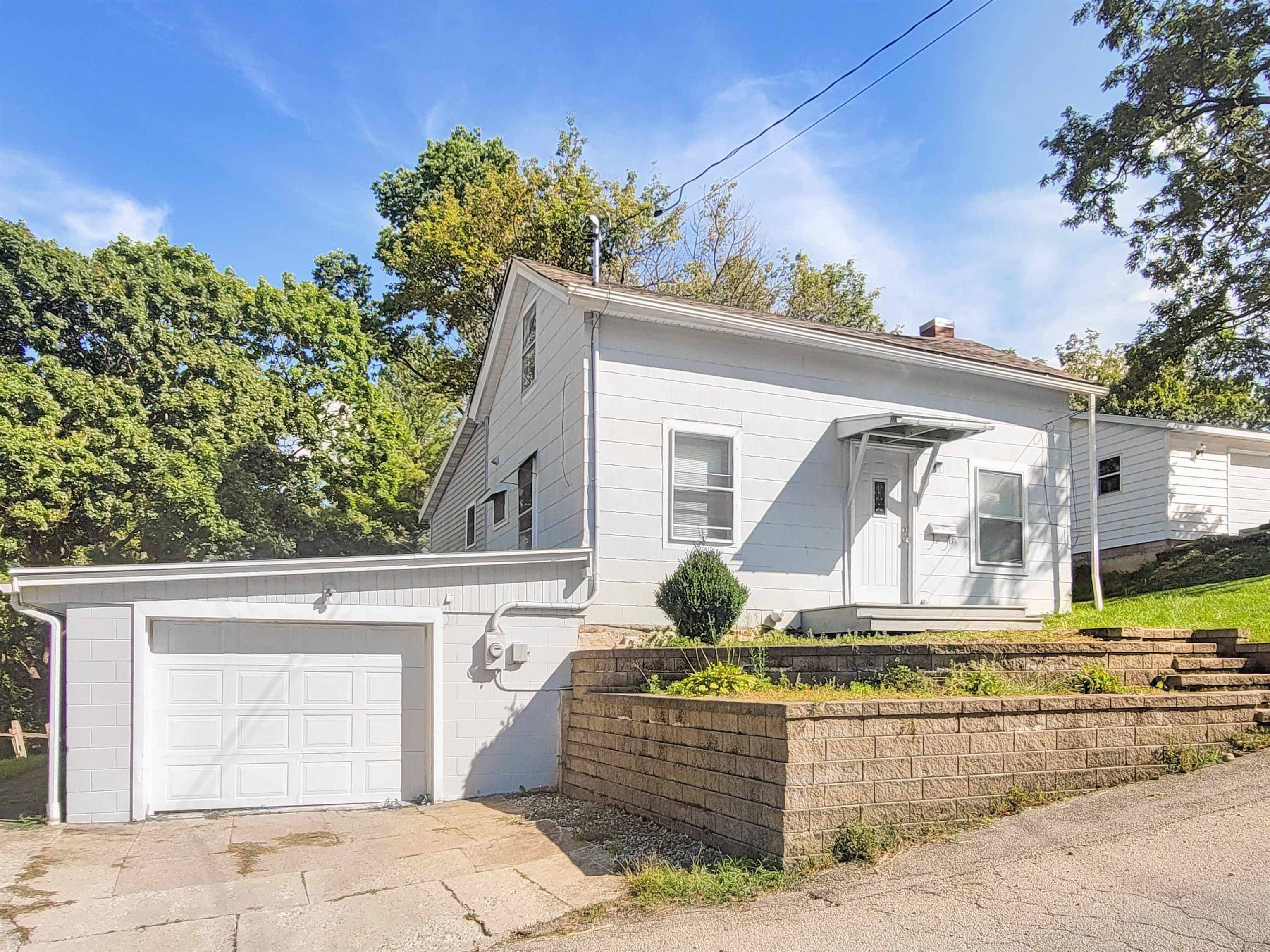 Galena, IL 61036,610 S High Street