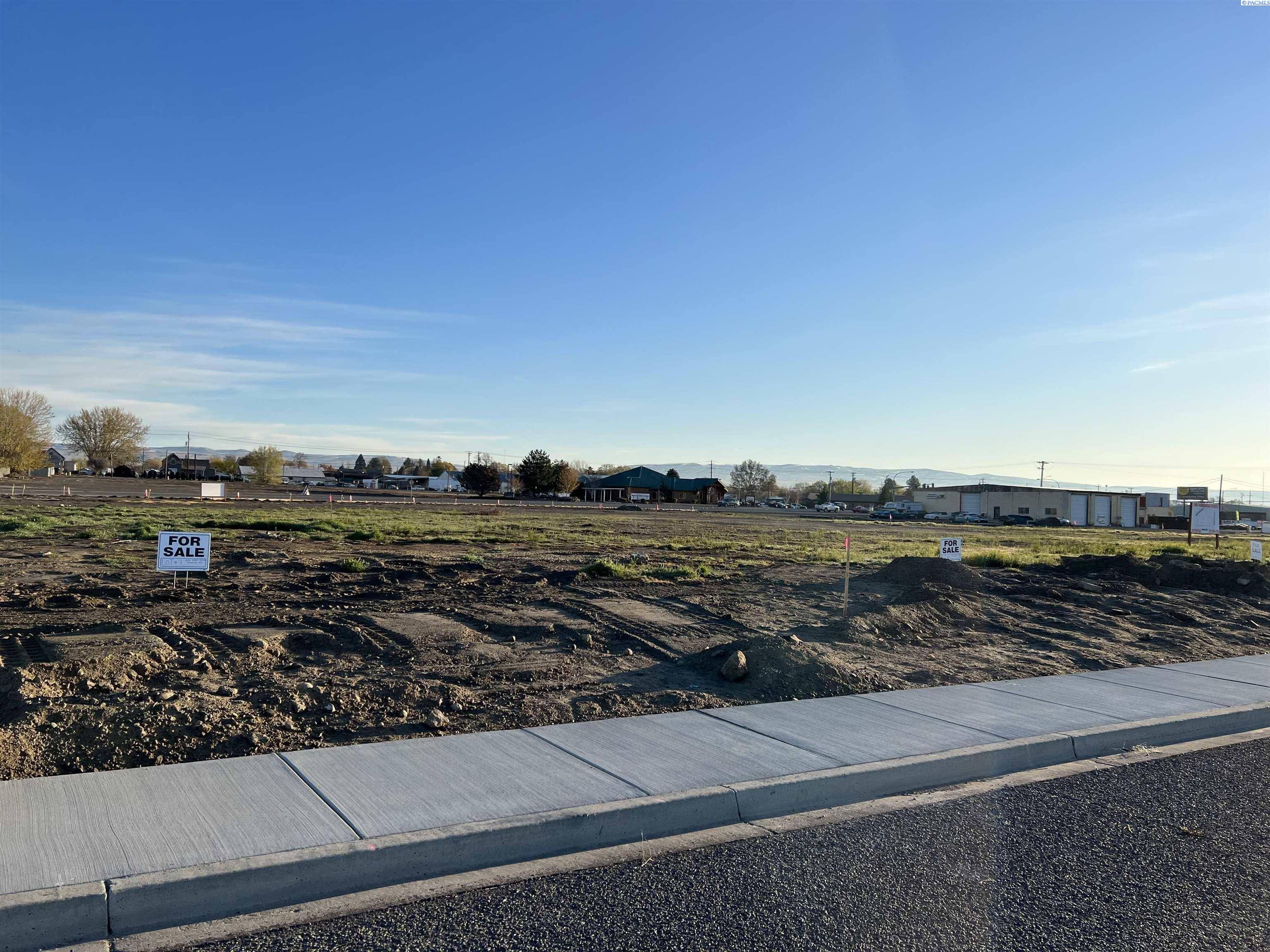 Sunnyside, WA 98944,216 Homer Street #Lot 5