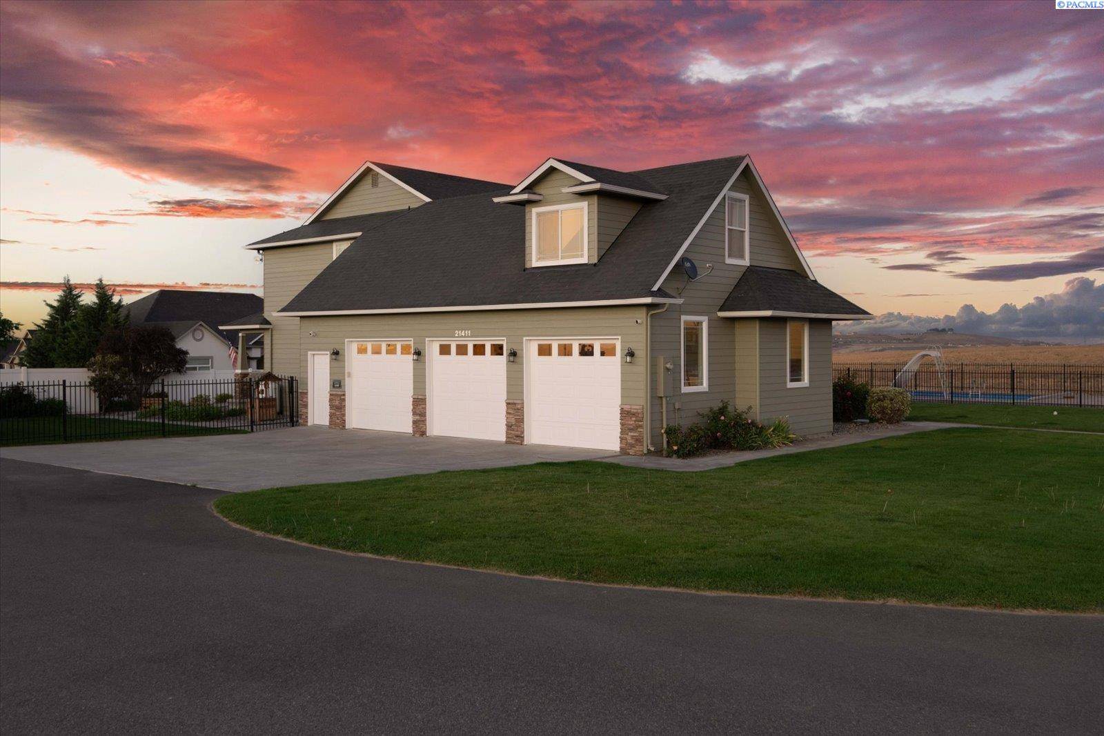 Kennewick, WA 99338,21411 S Clodfelter Road