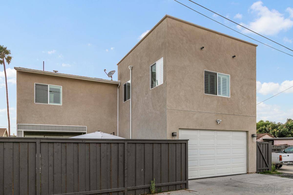 Imperial Beach, CA 91932,571 DELAWARE ST