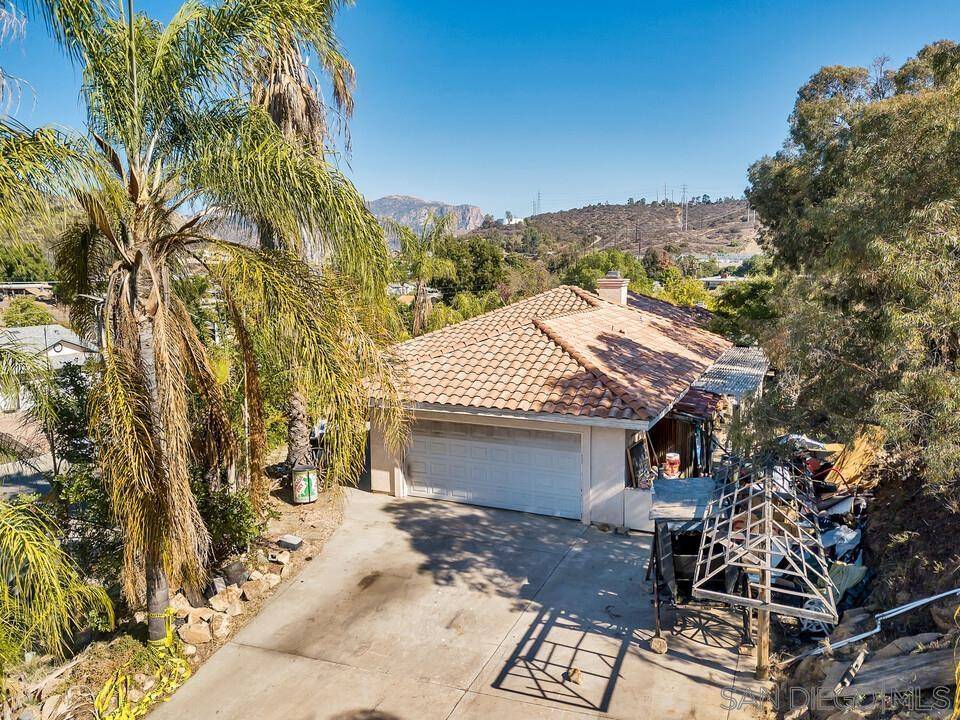 Lakeside, CA 92040,13309 Lakeview Way