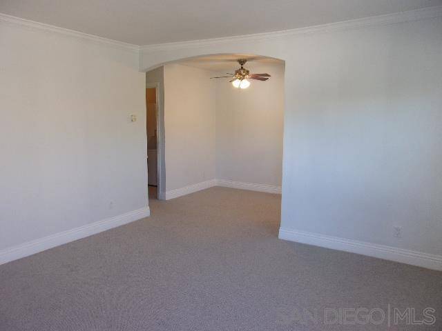 Imperial Beach, CA 91932,1472 Iris Ave #11