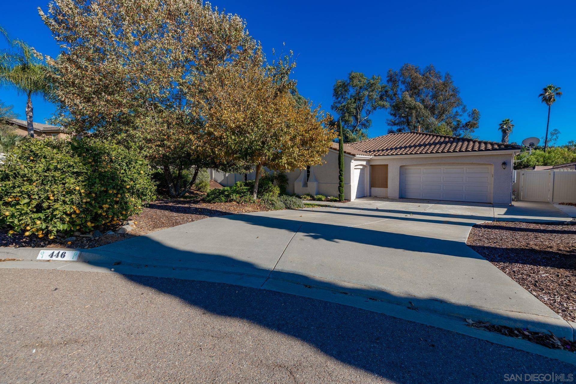 Fallbrook, CA 92028,446 Crestcourt Ln