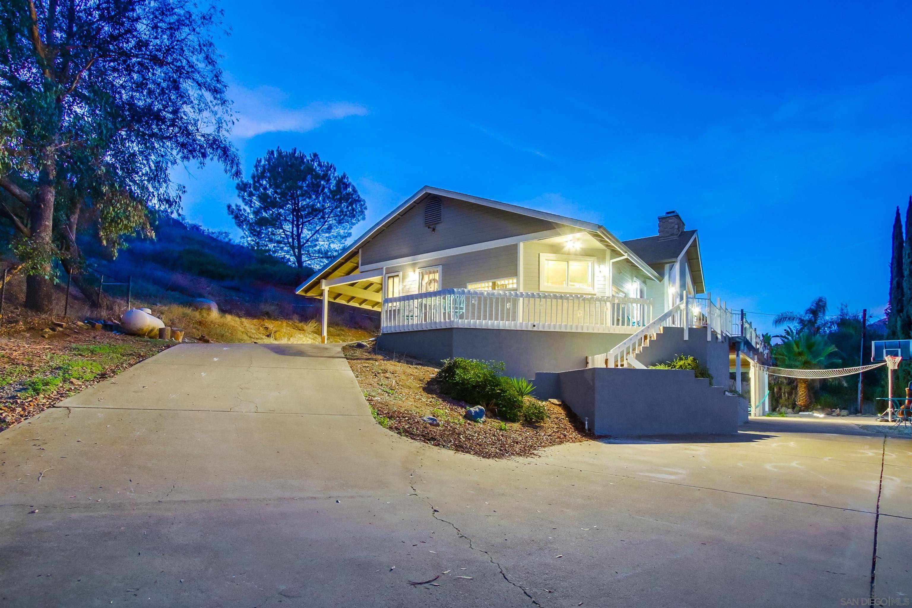 Lakeside, CA 92040,11810 Hi Ridge Road