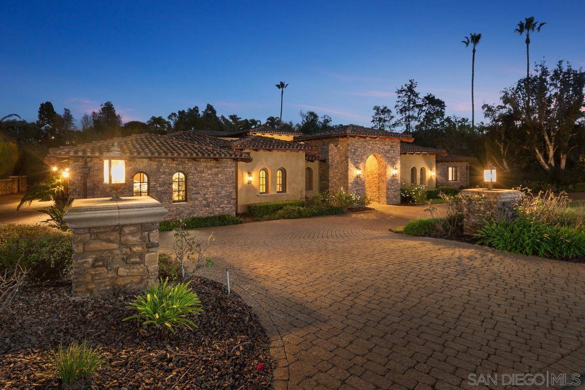 Rancho Santa Fe, CA 92067,16573 Via Lago Azul