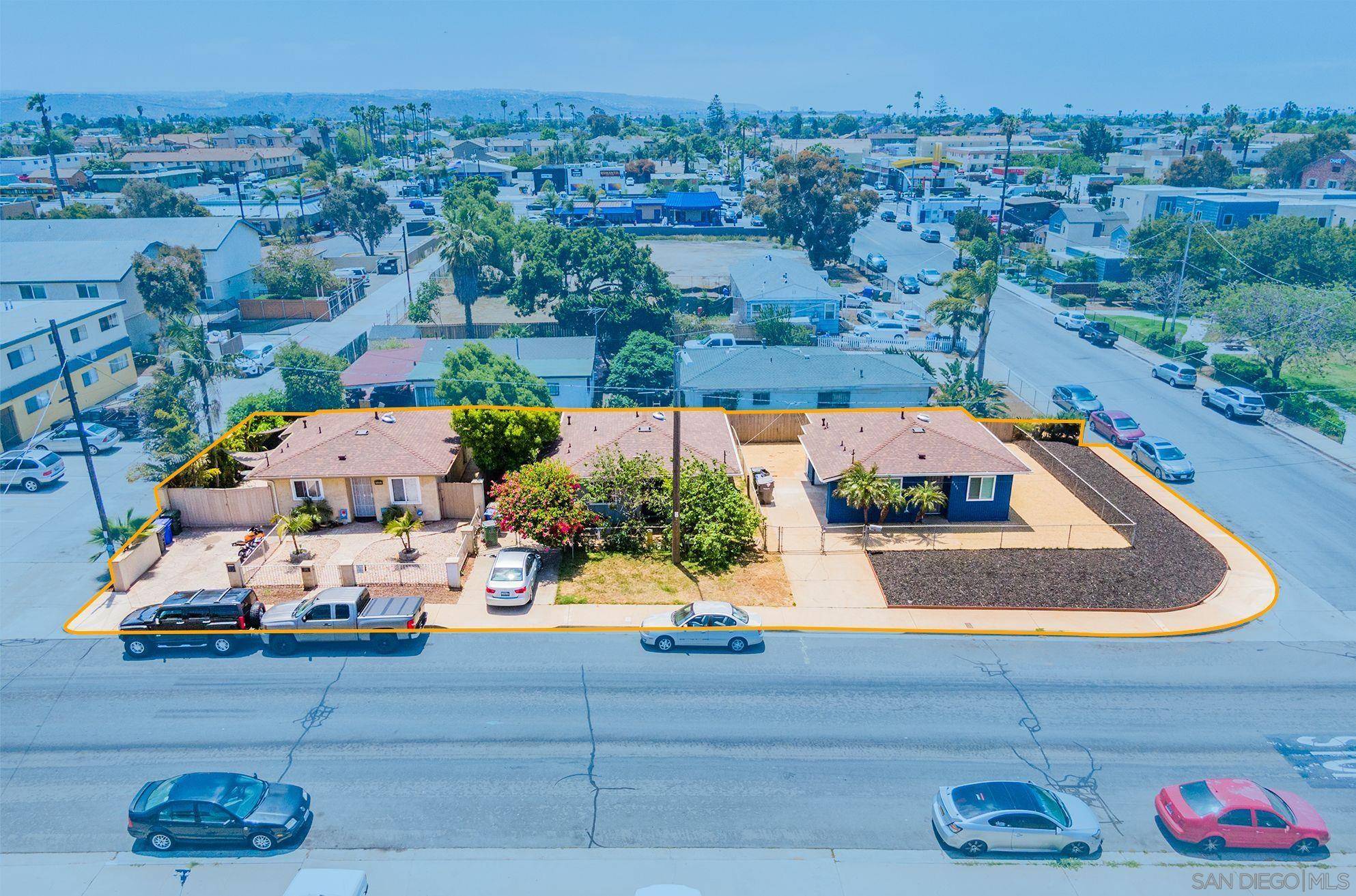 Imperial Beach, CA 91932,1151-1155 Calla Avenue