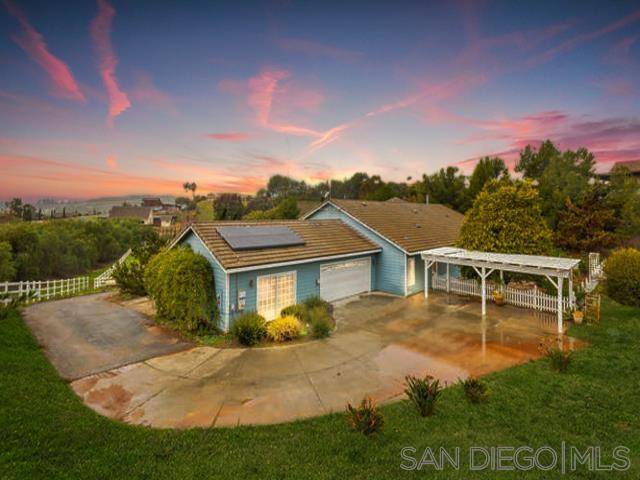 Bonsall, CA 92003,30488 Rose Lane