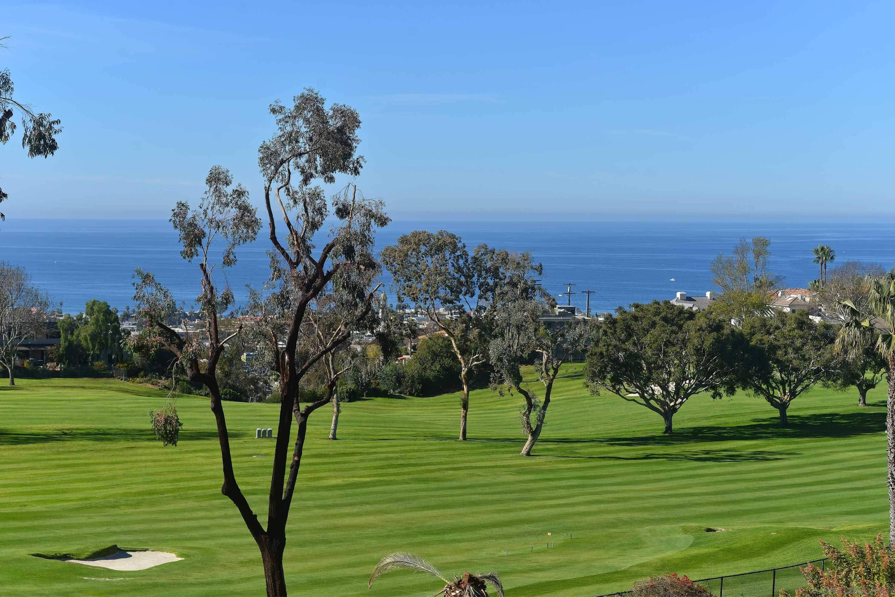 La Jolla, CA 92037,7433 Fairway Road