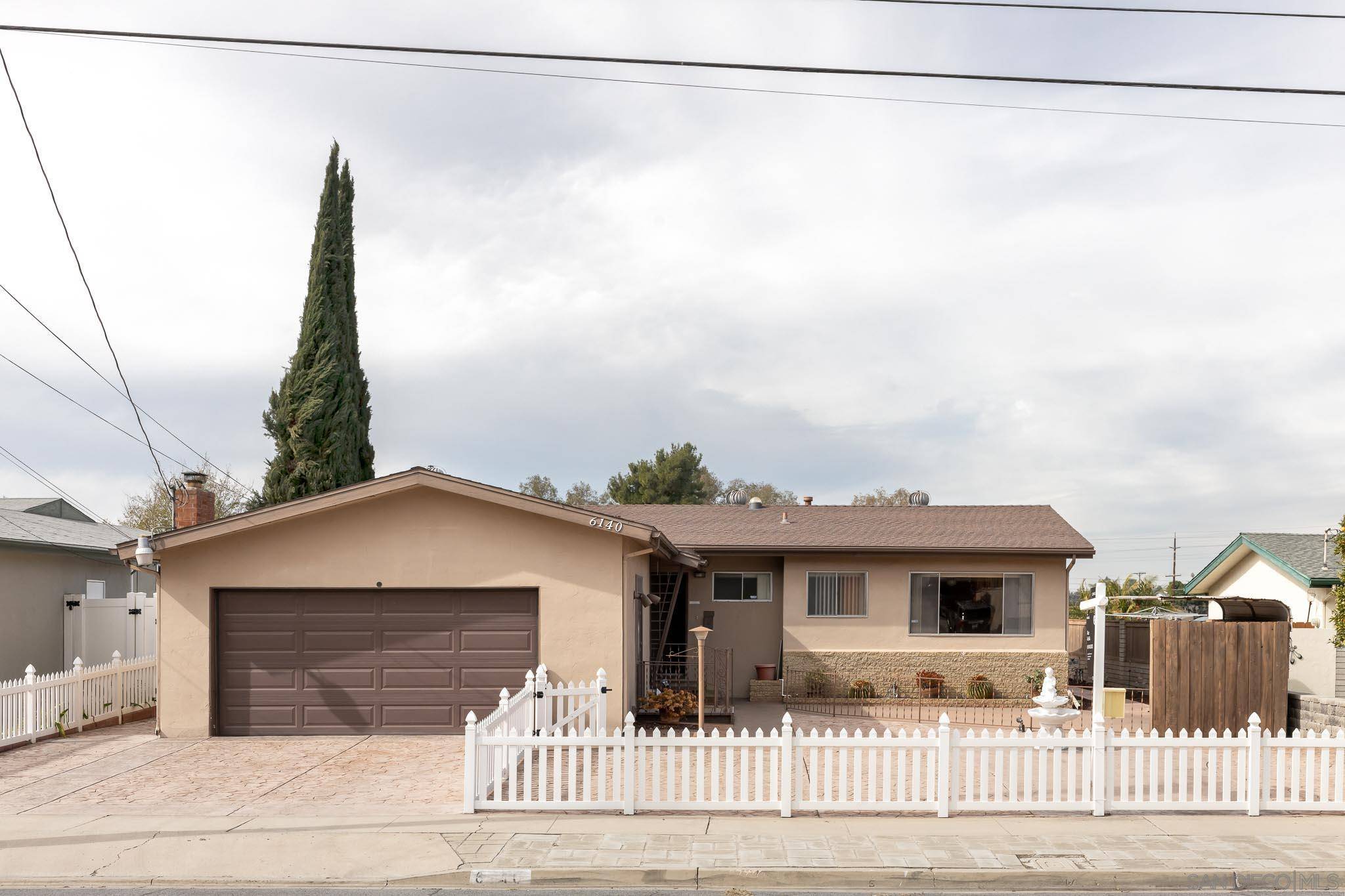 La Mesa, CA 91942,6140 Avenorra Dr