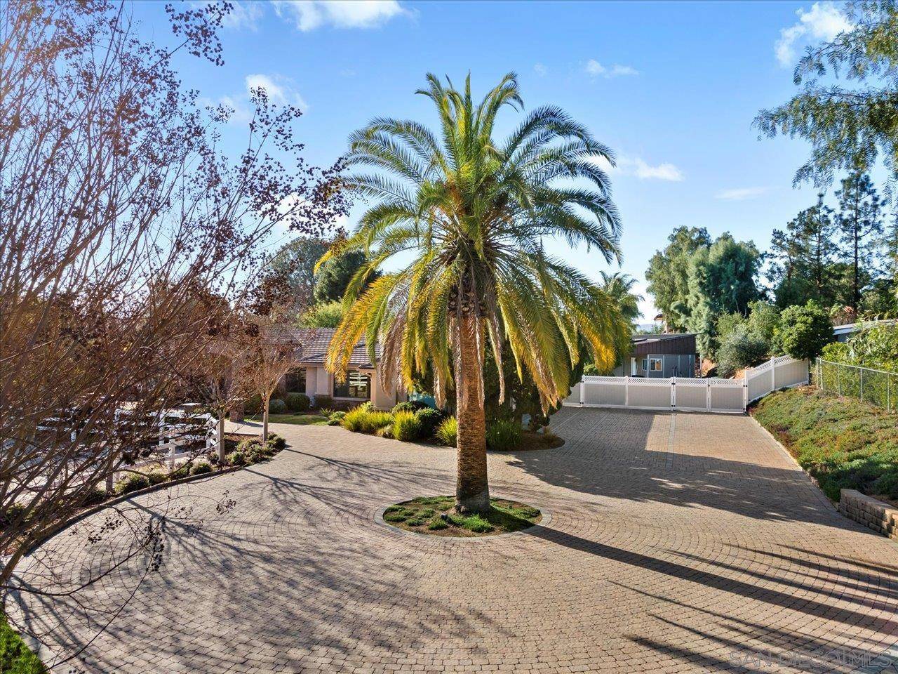 Poway, CA 92064,16738 Calle Corta